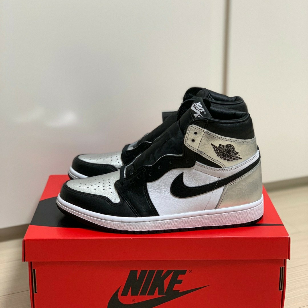 (W) Jordan 1 Retro High OG Silver Toe 착용 스타일 - 2