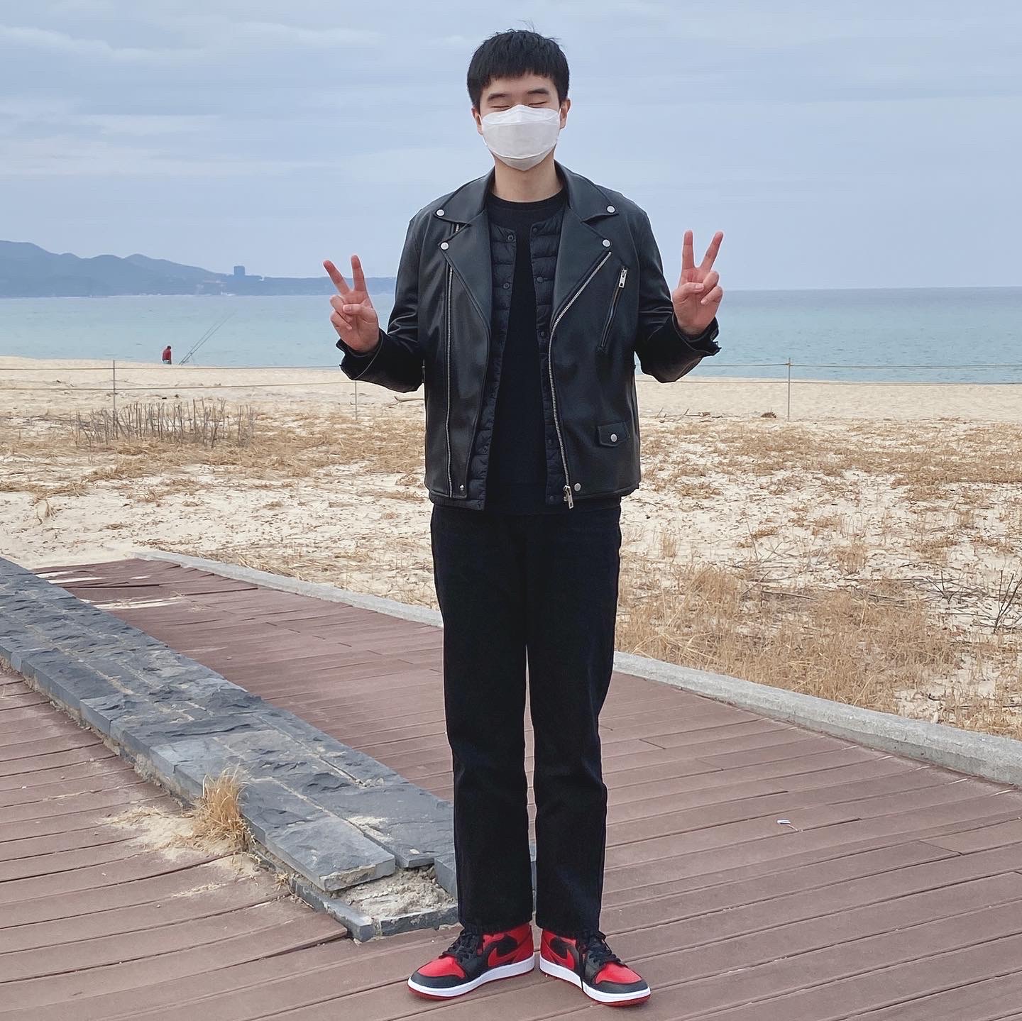 Jordan 1 Mid Bred Banned 2020 착용 스타일 - 1