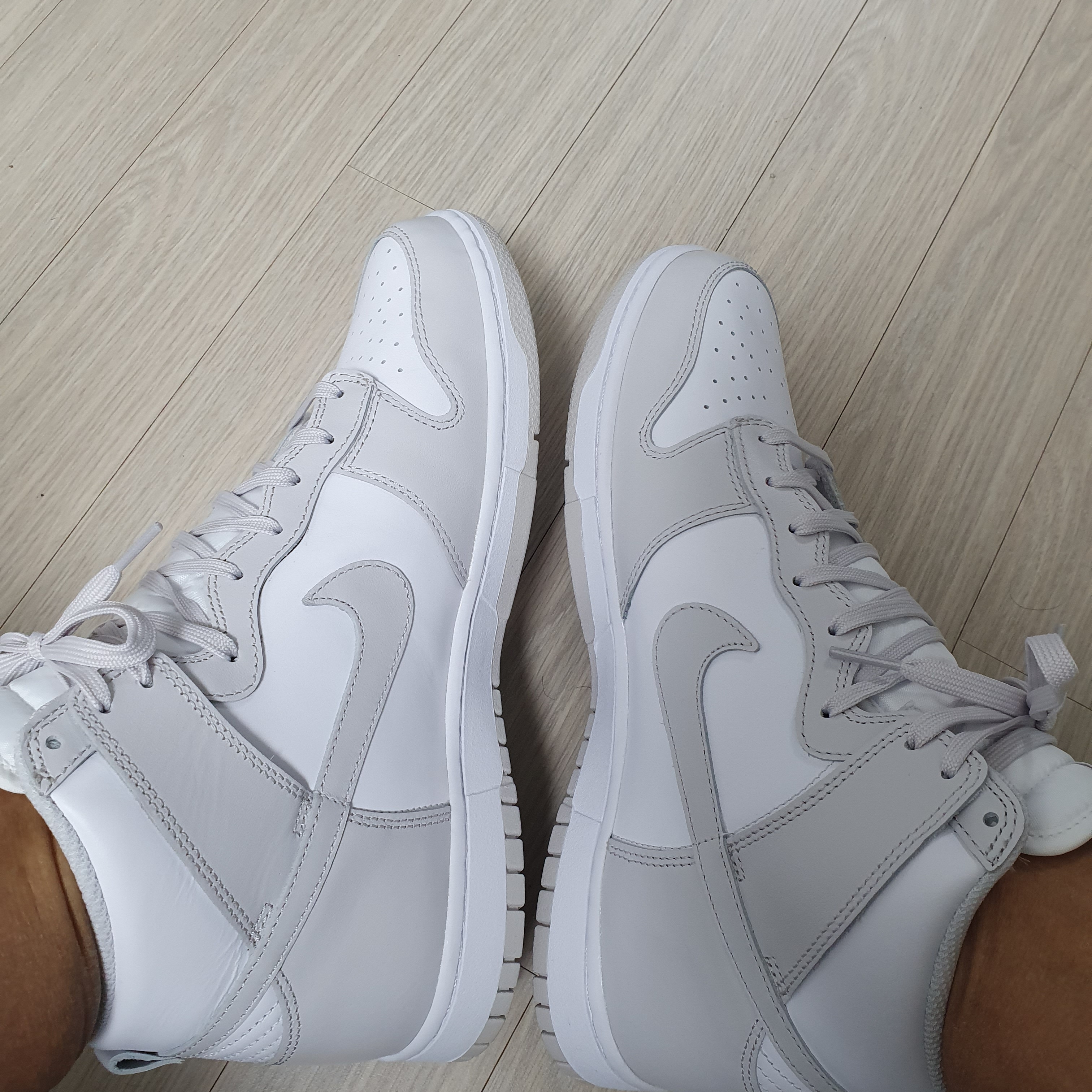 Nike Dunk High Retro Vast Grey 착용 스타일