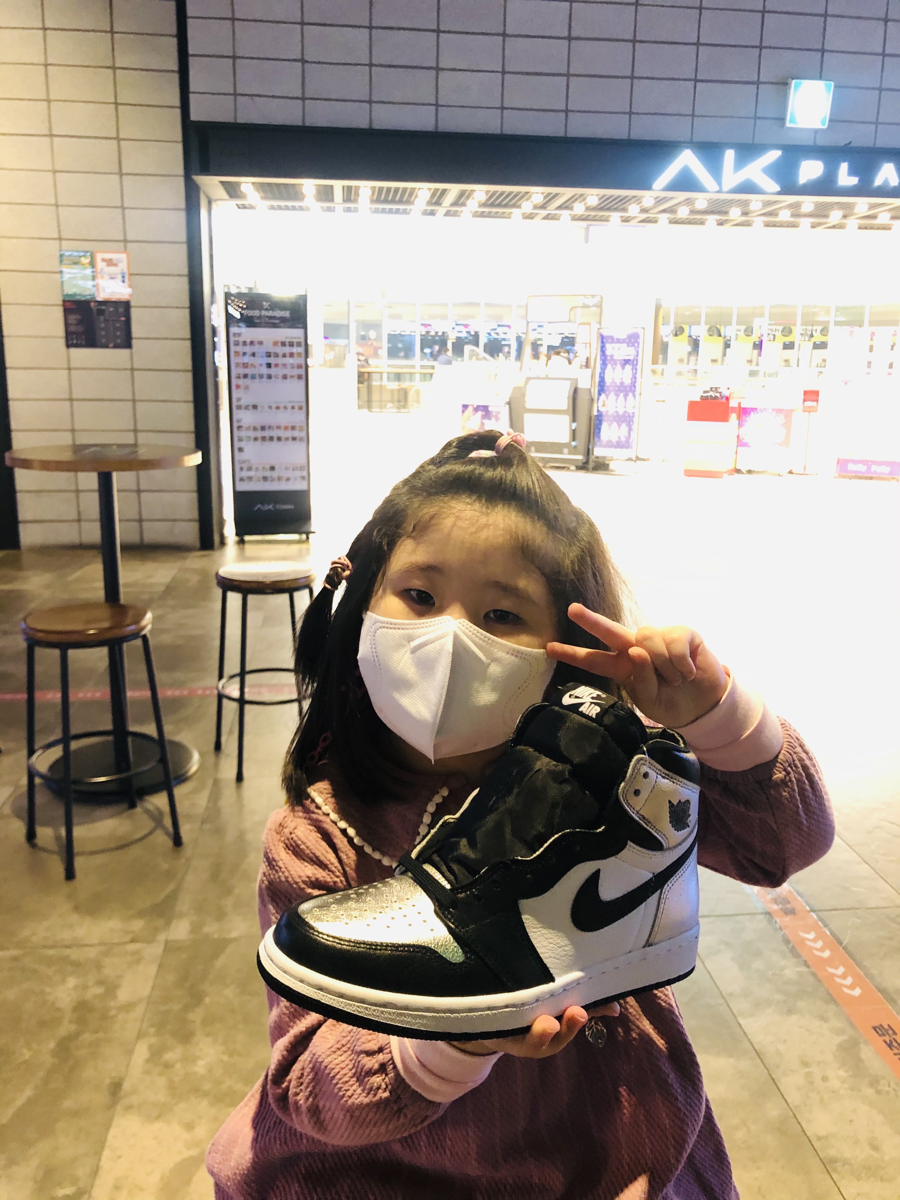 (W) Jordan 1 Retro High OG Silver Toe 착용 스타일