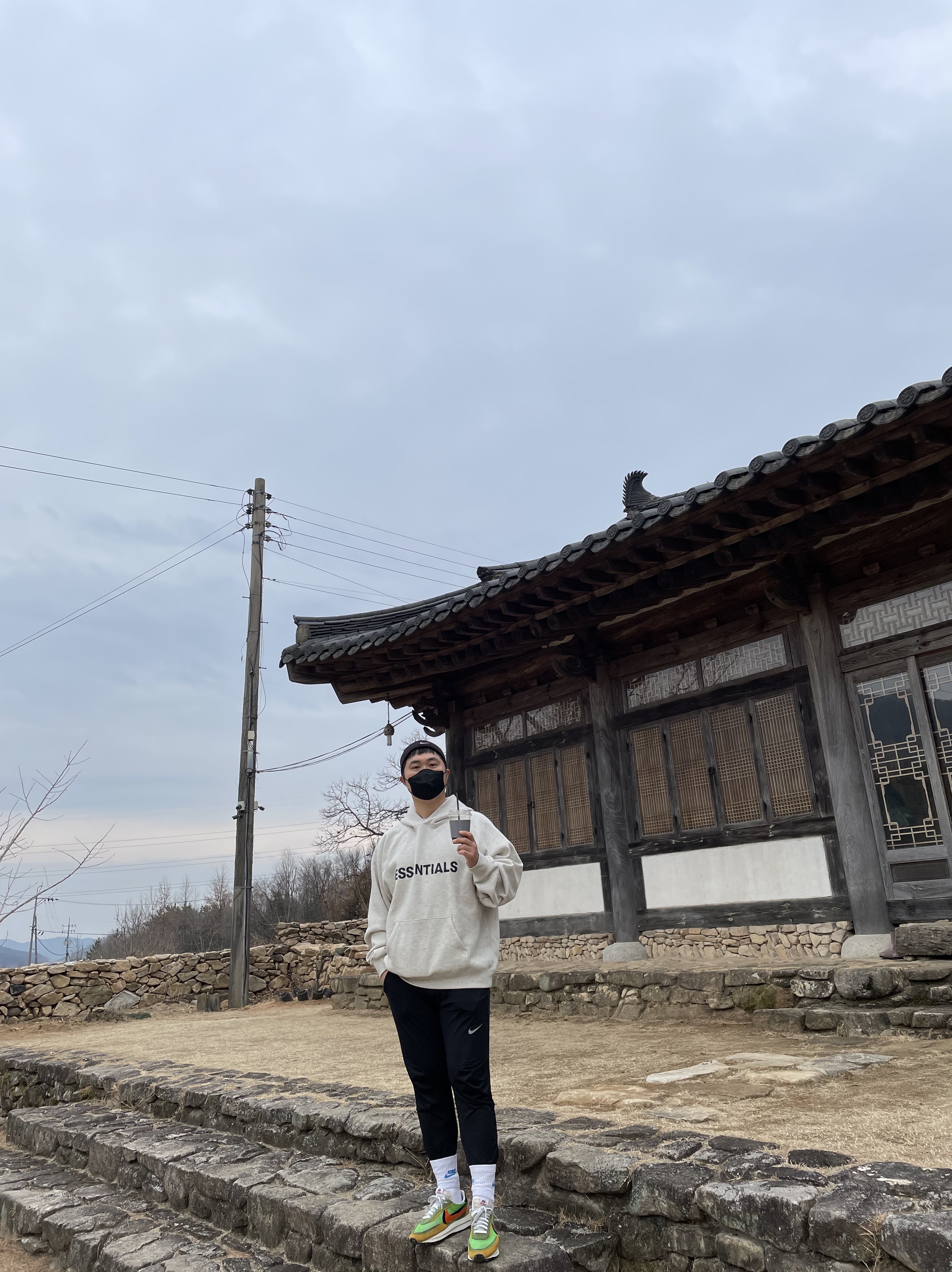 Nike x Sacai LDWaffle Green Multi, Essentials 3D Silicon Applique Pullover Hoodie Oatmeal/Oatmeal Heather/Light Heather Oatmeal 2020 착용 스타일 - 1