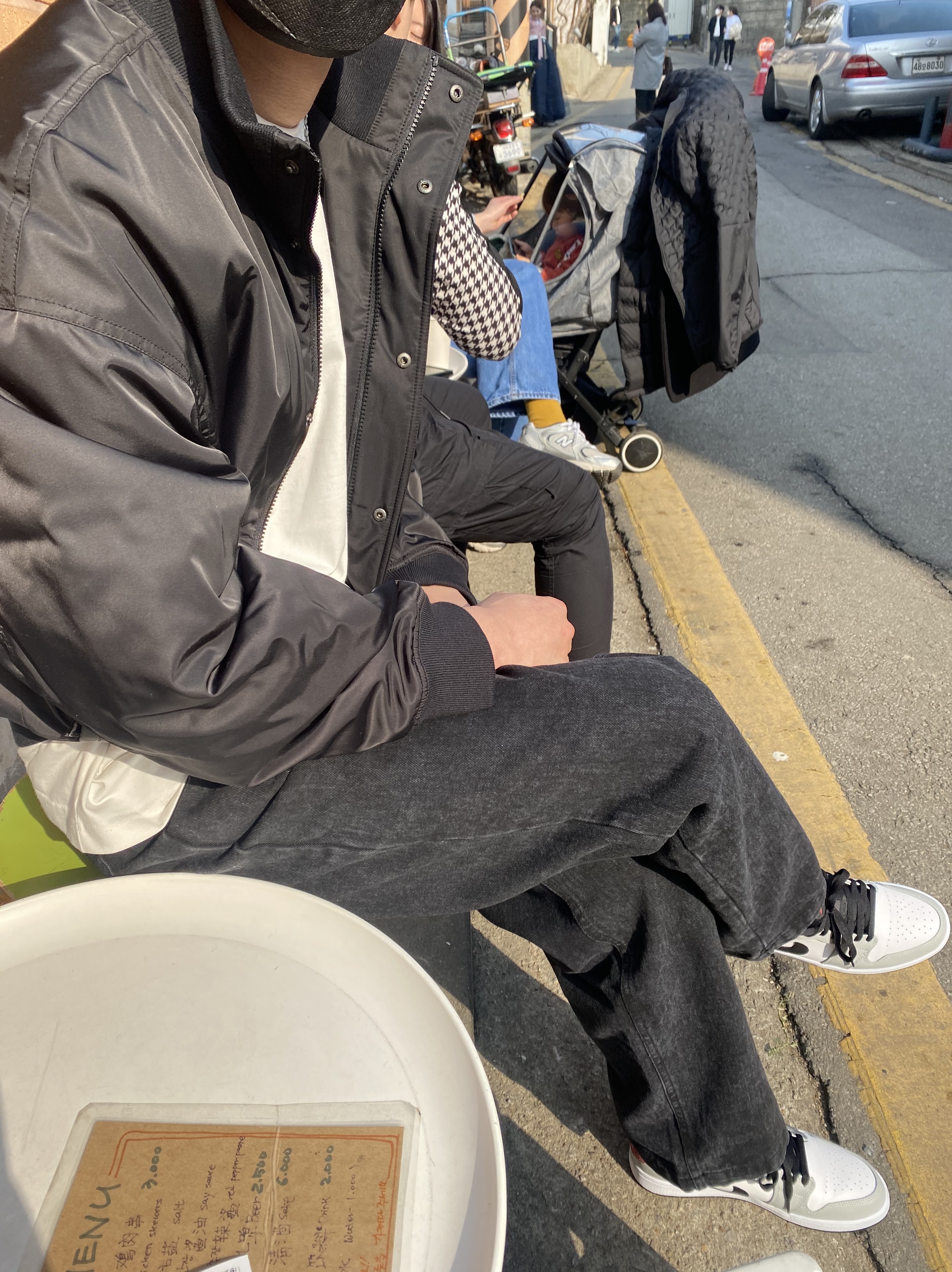 Jordan 1 Low Light Smoke Grey 착용 스타일 - 2