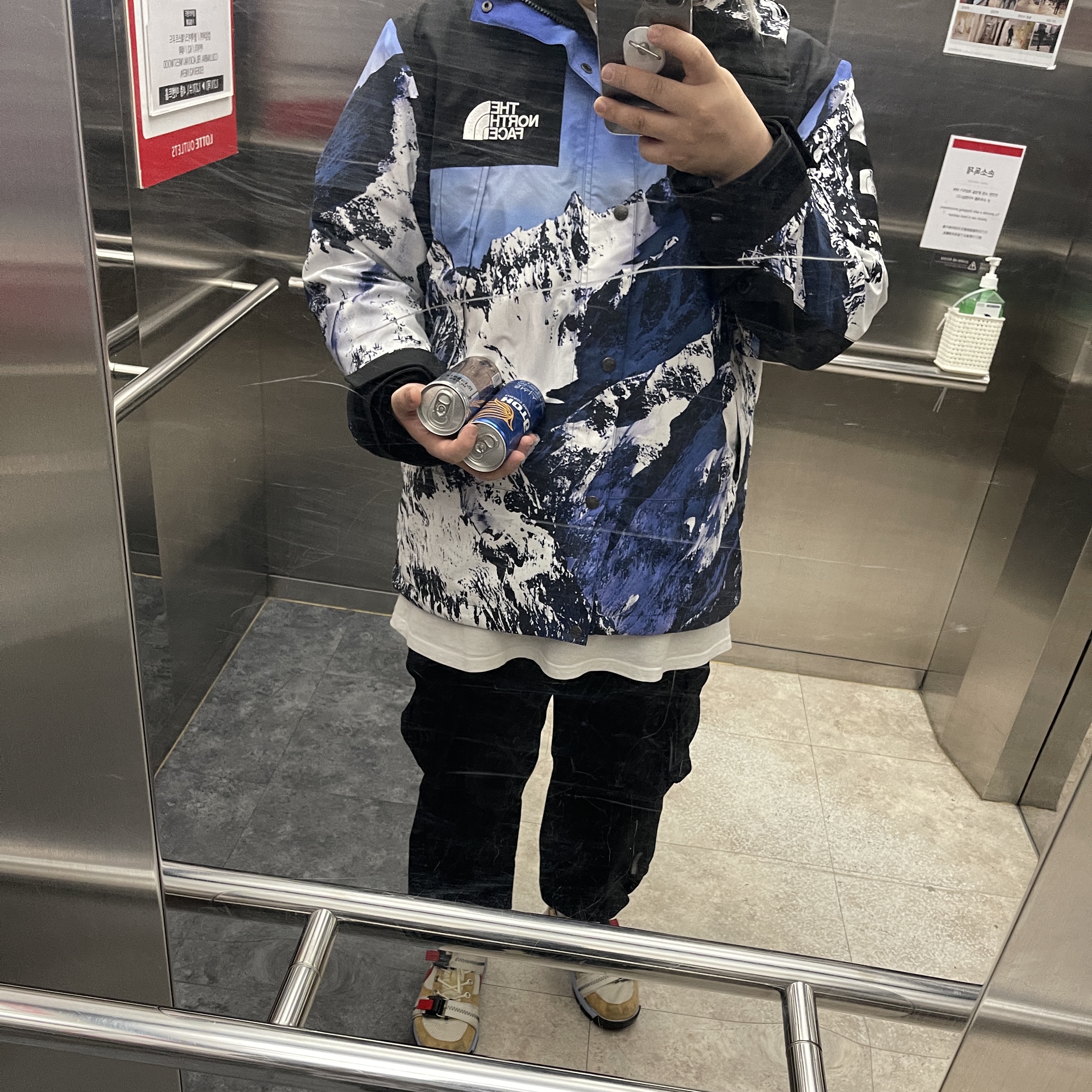 Supreme x The North Face Mountain Parka Blue White - 17FW, Nike x Tom Sachs Mars Yard Overshoe 3.0 착용 스타일