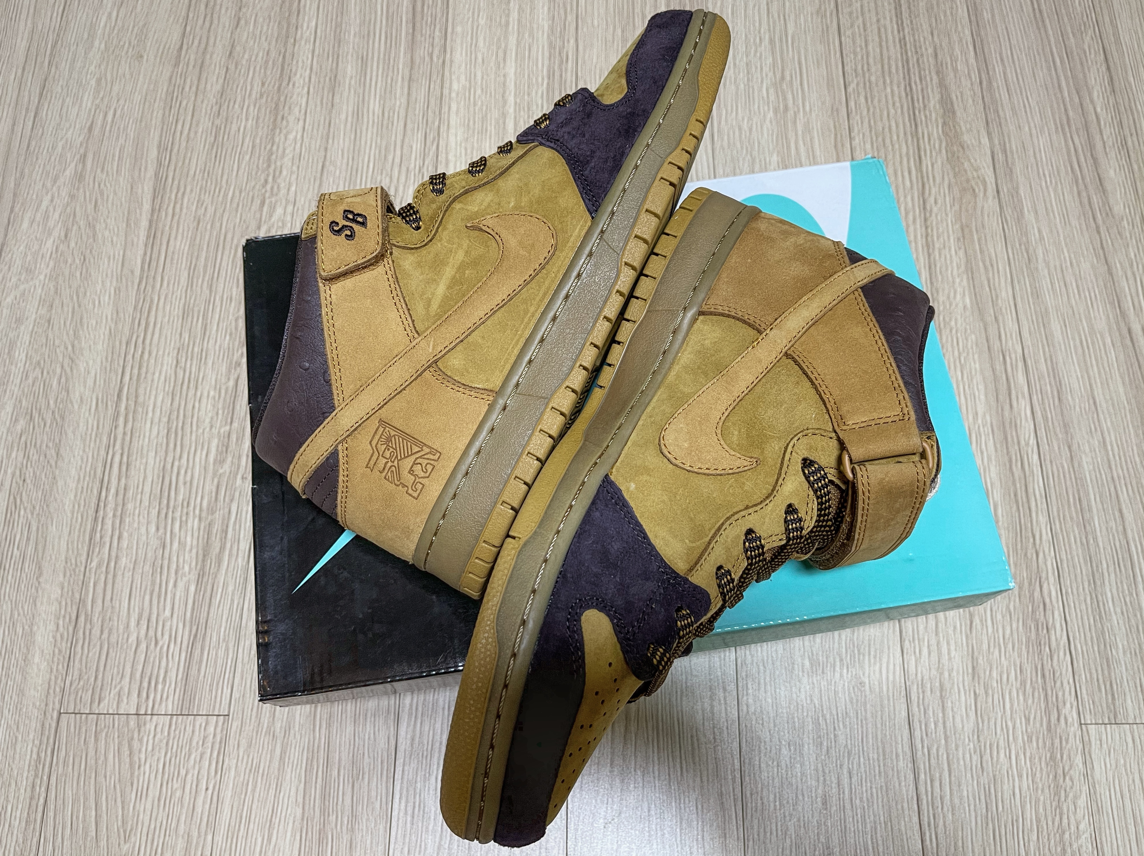 Nike SB Dunk Mid Lewis Marnell 착용 스타일 - 1