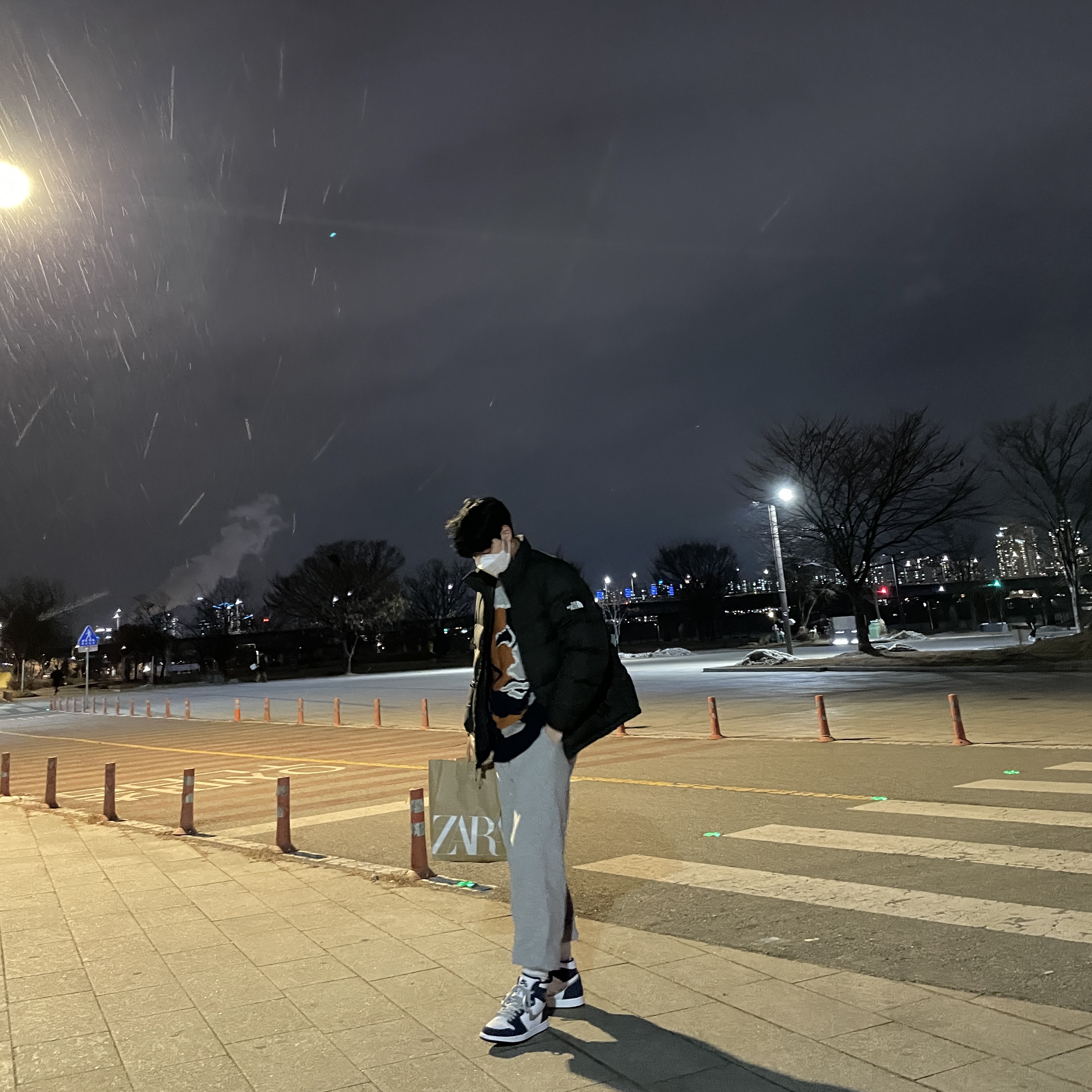 Jordan 1 Retro High OG CO.JP Midnight Navy 착용 스타일