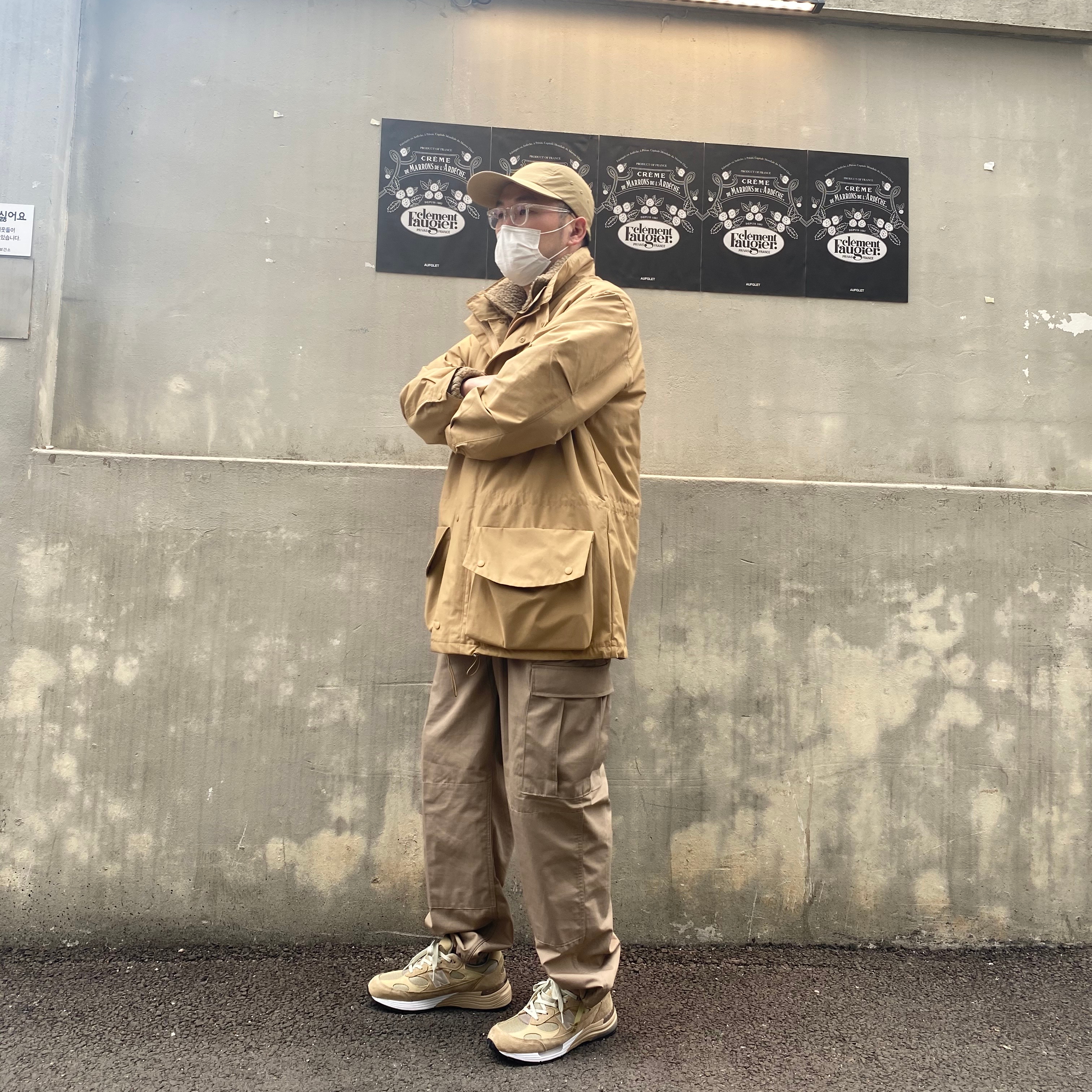 New Balance 992 Made in USA Tan 착용 스타일 - 3