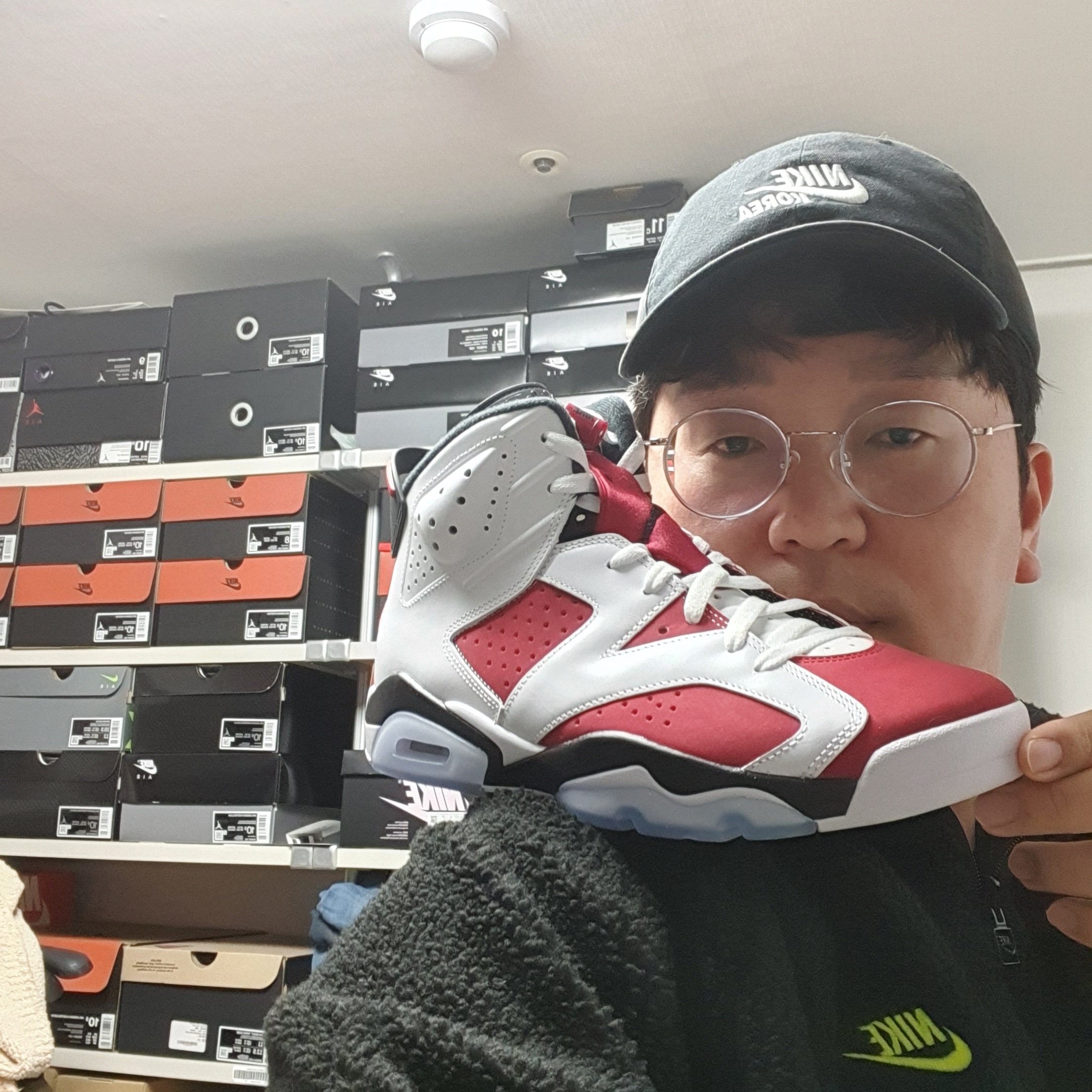 Jordan 6 Retro Carmine 2021 착용 스타일