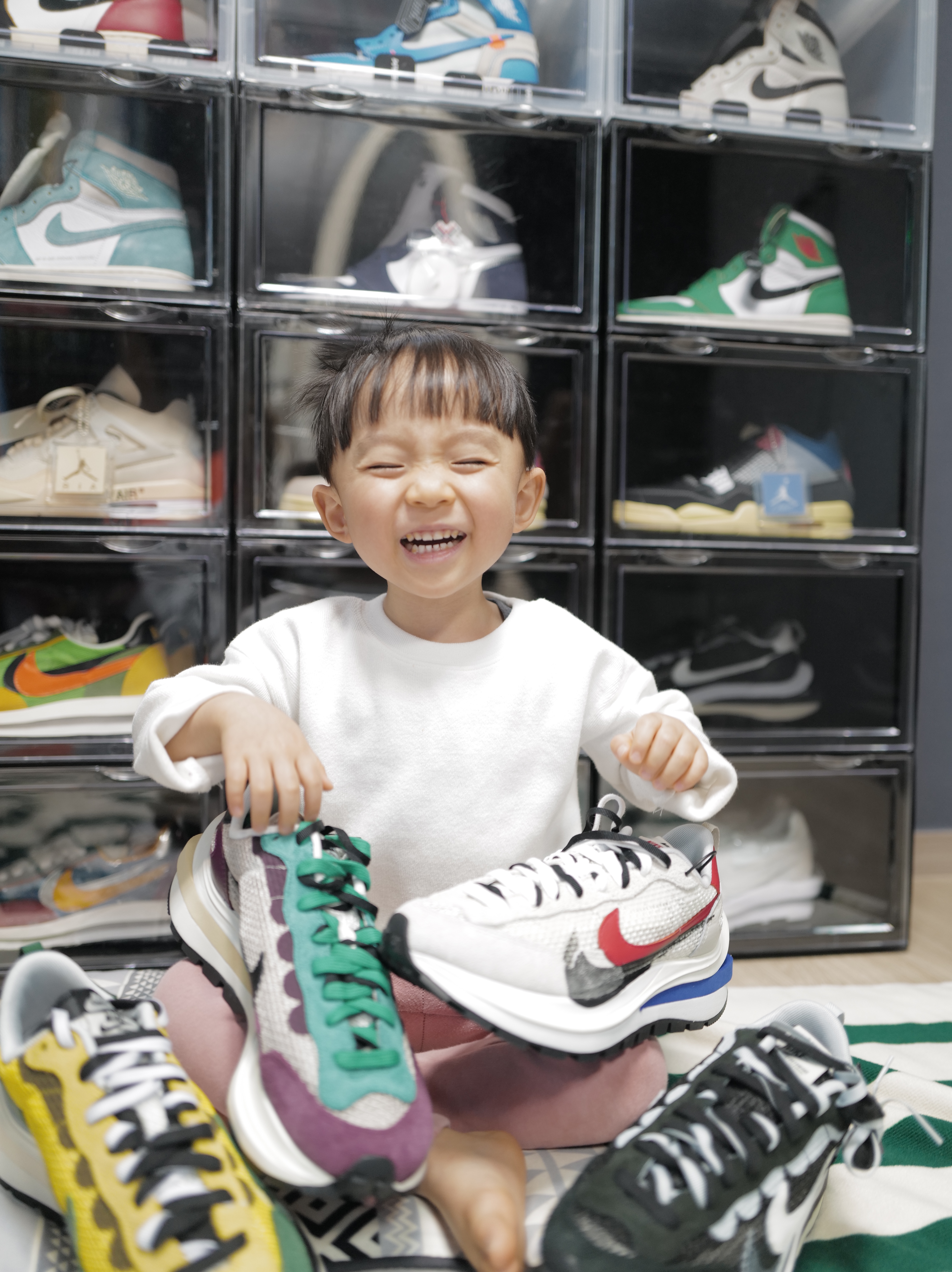 Nike x Sacai VaporWaffle Tour Yellow & Gorge Green Sail, Nike x Sacai VaporWaffle Black White 착용 스타일 - 1