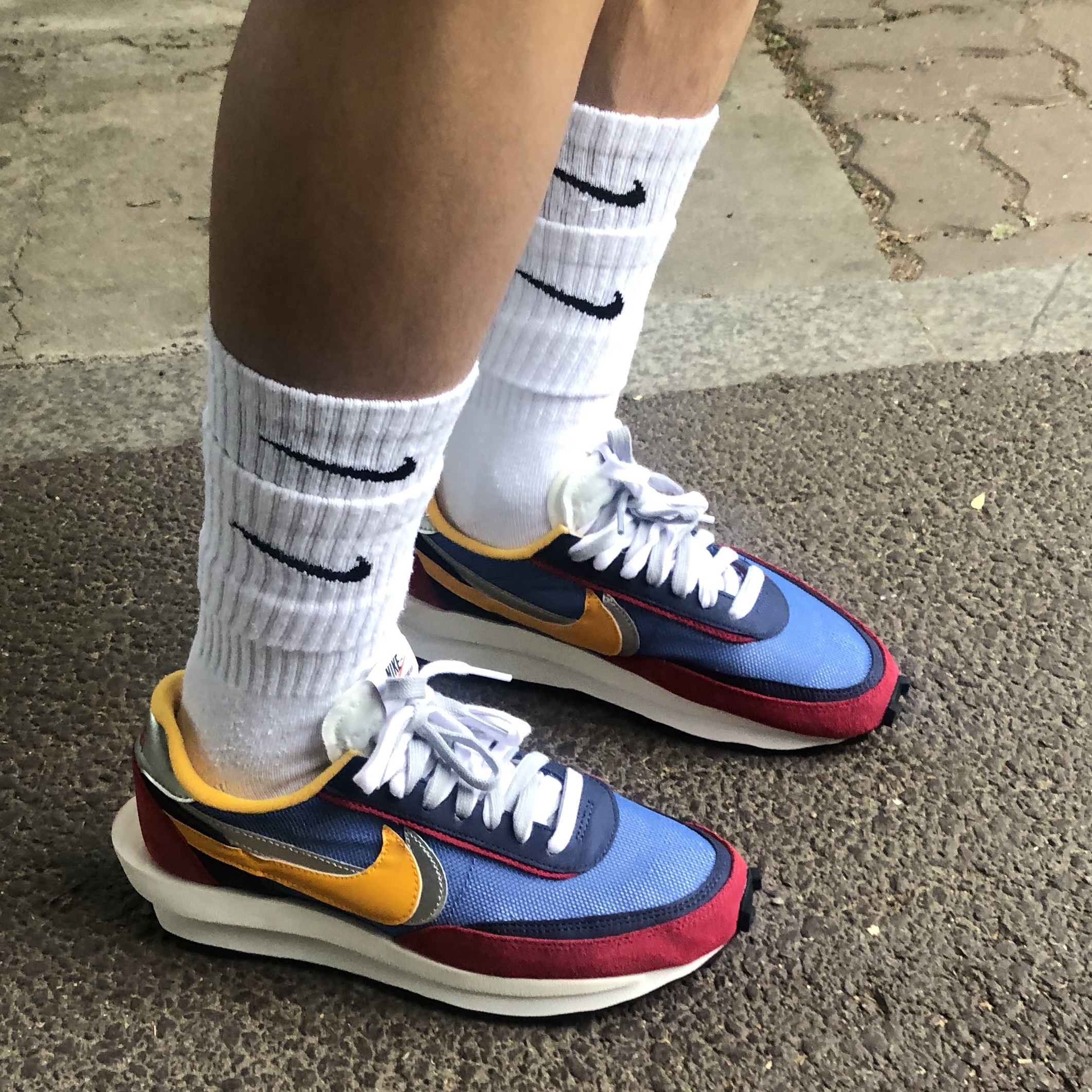 Nike x Sacai LDWaffle Blue Multi 착용 스타일