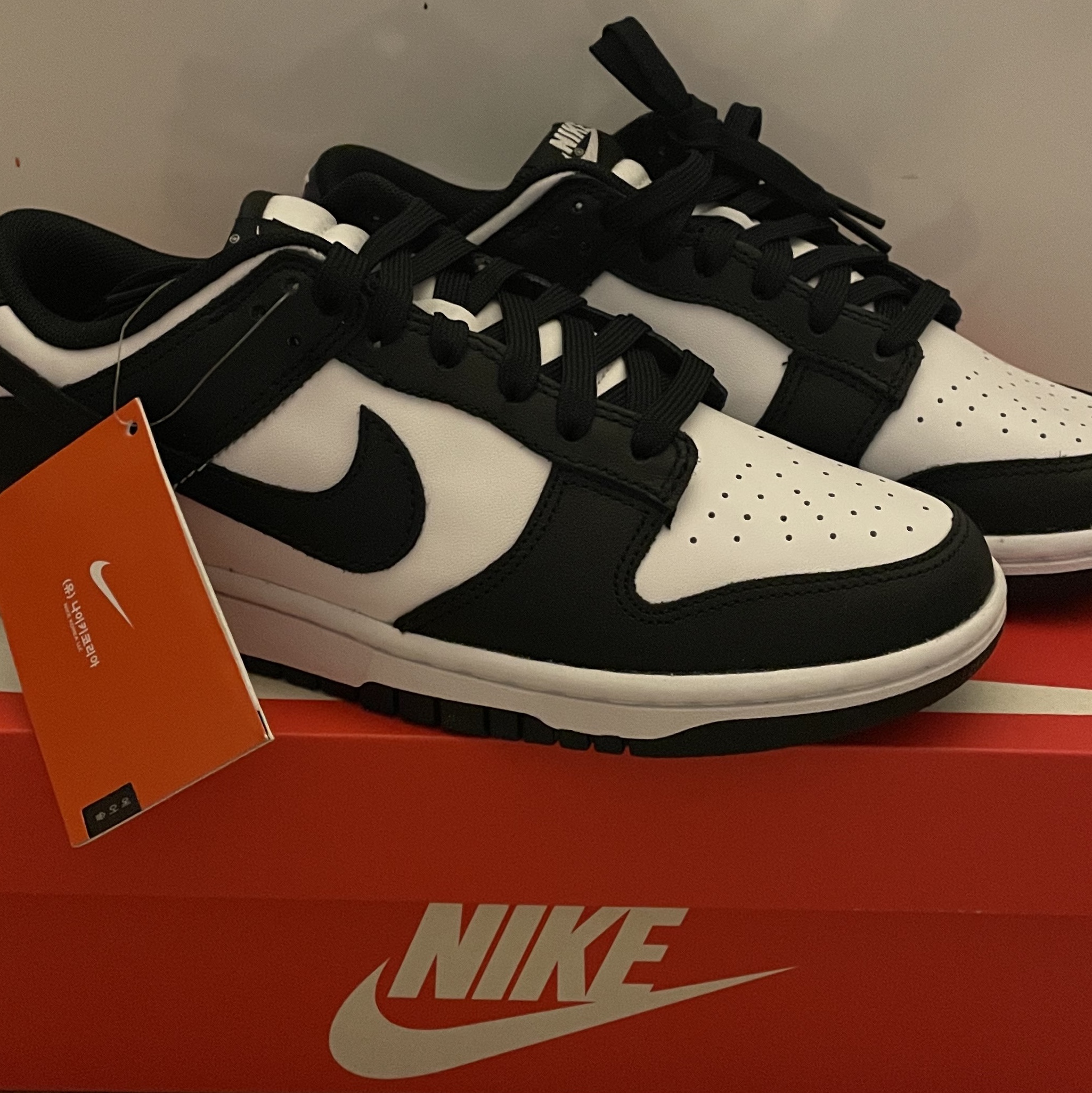 Nike Dunk Low Retro Black 착용 스타일