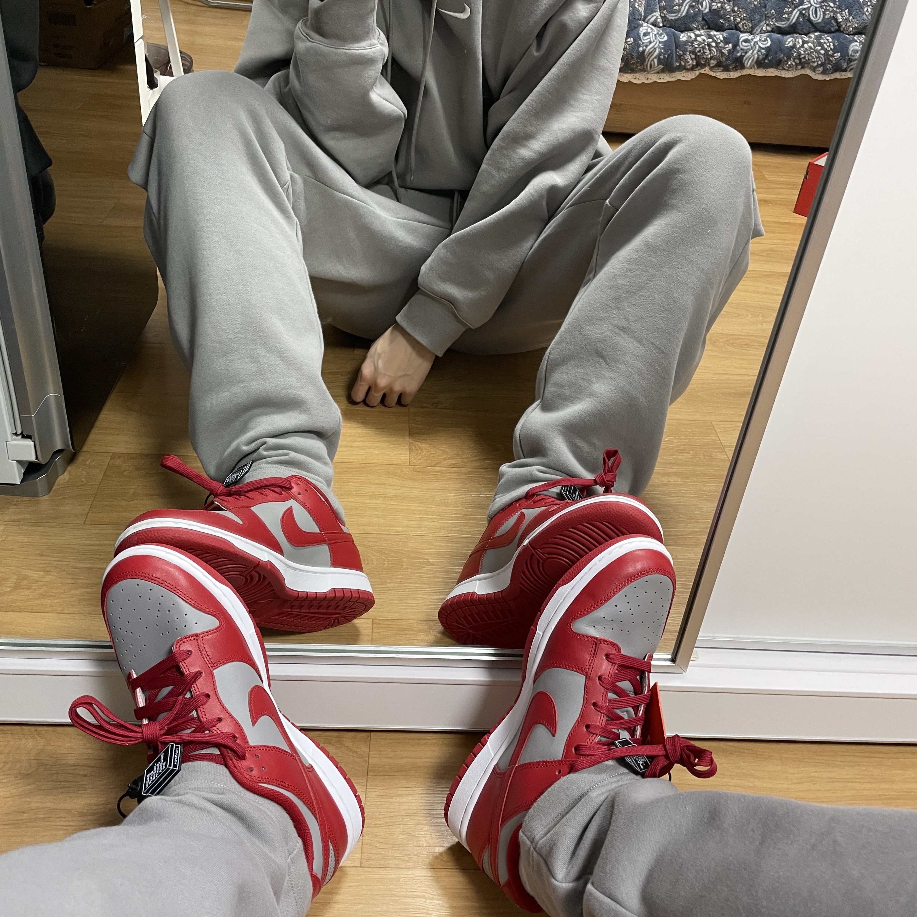 Nike Dunk Low Retro Medium Grey 착용 스타일