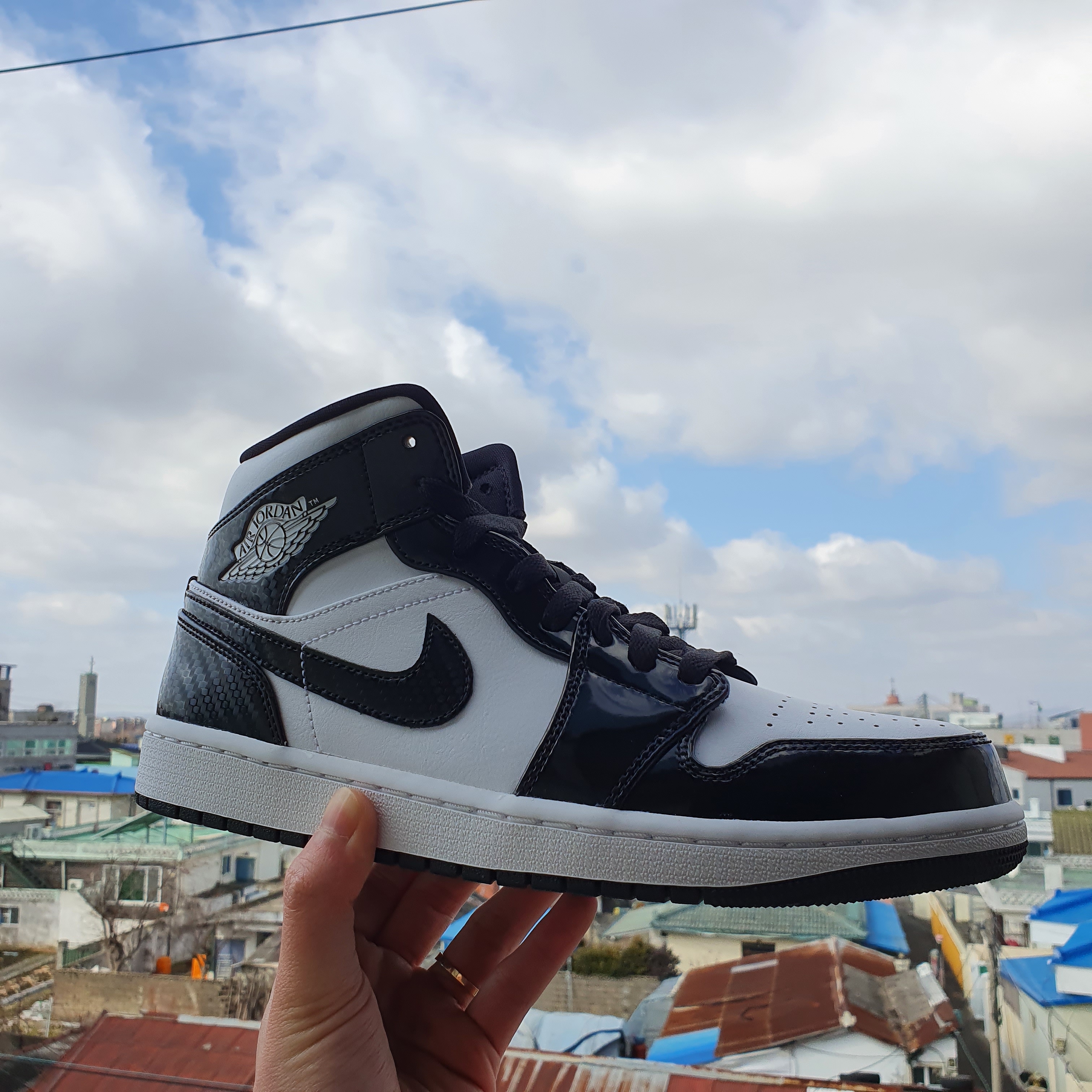 Jordan 1 Mid SE ASW Black 착용 스타일