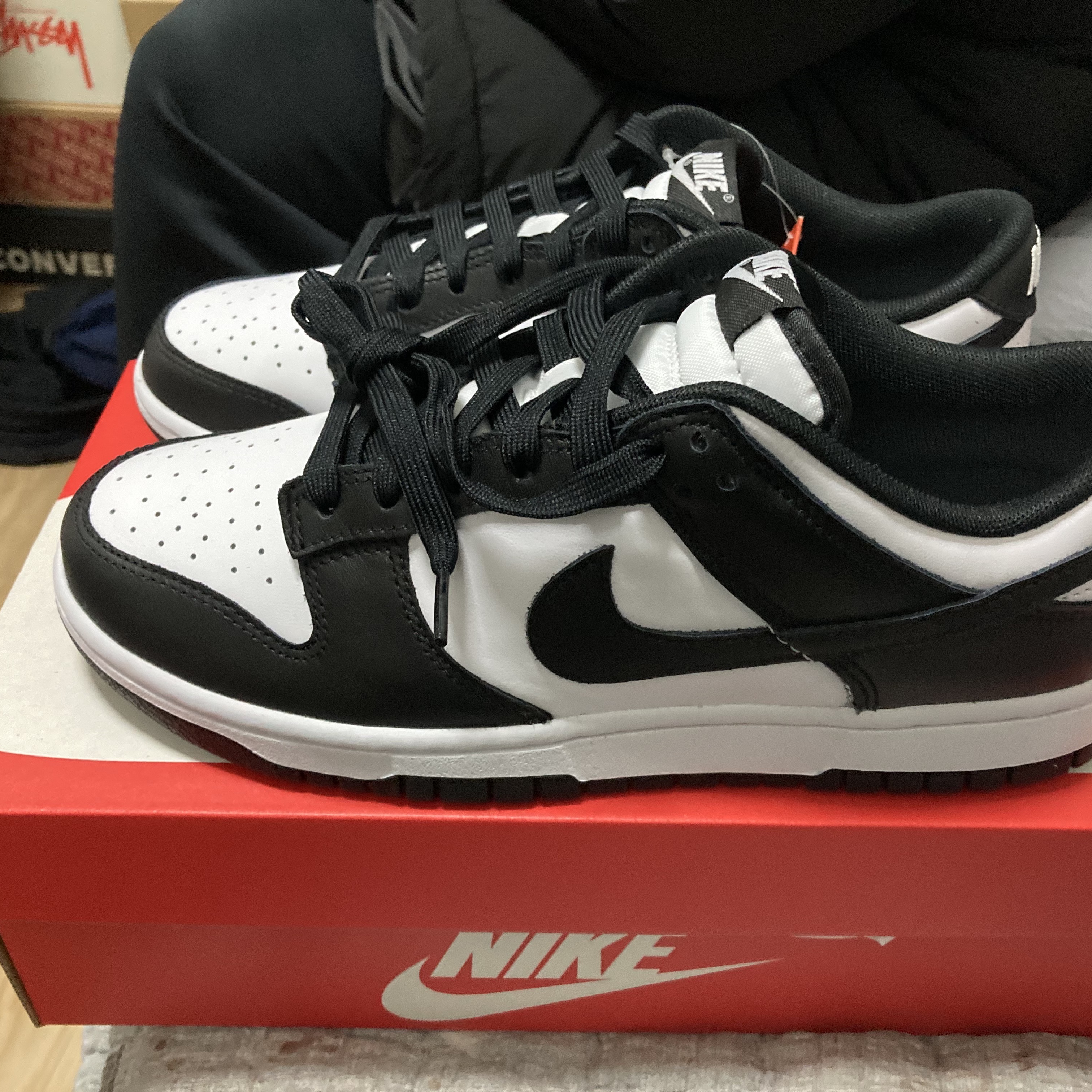 Nike Dunk Low Retro Black 착용 스타일