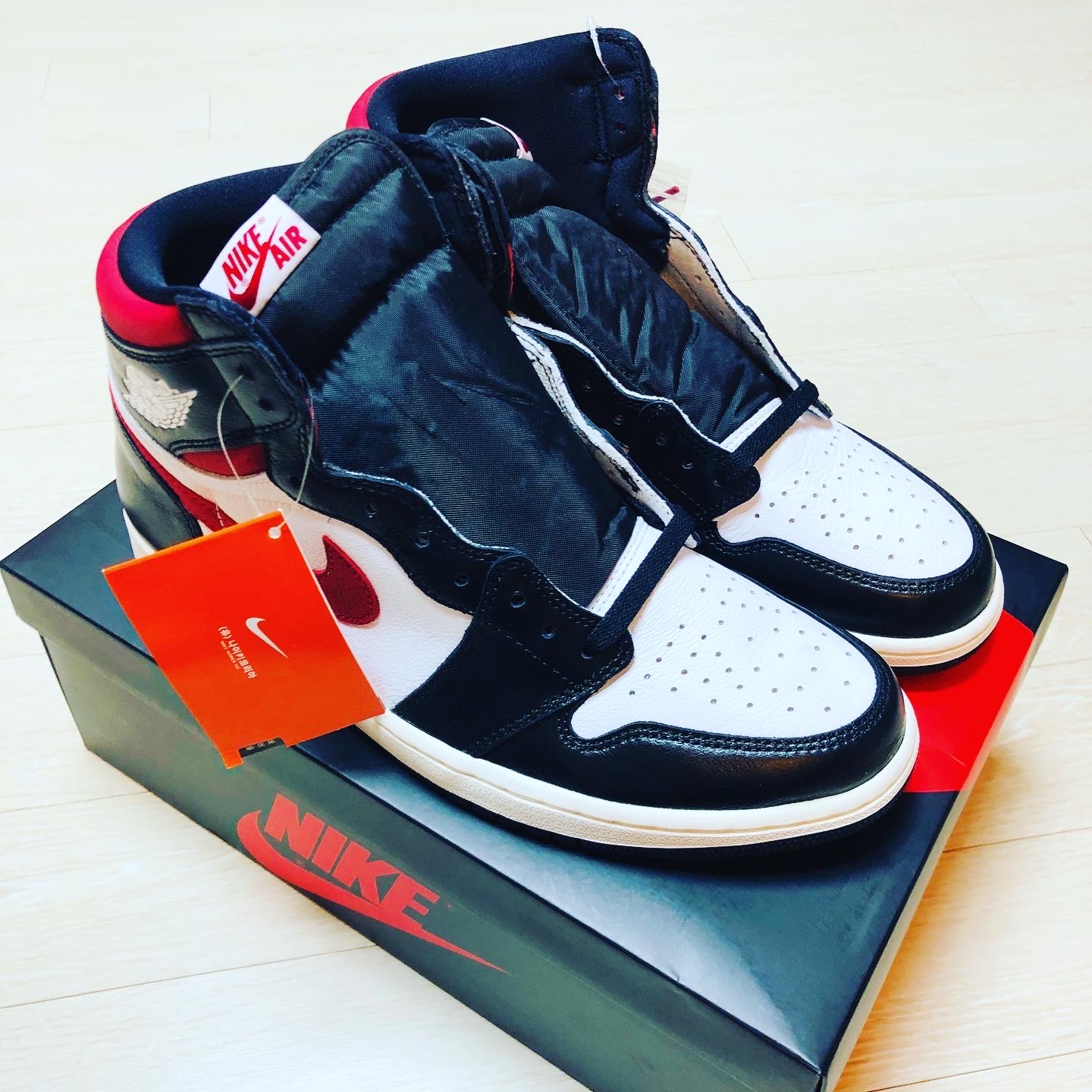 Jordan 1 Retro High OG Gym Red 착용 스타일 - 1