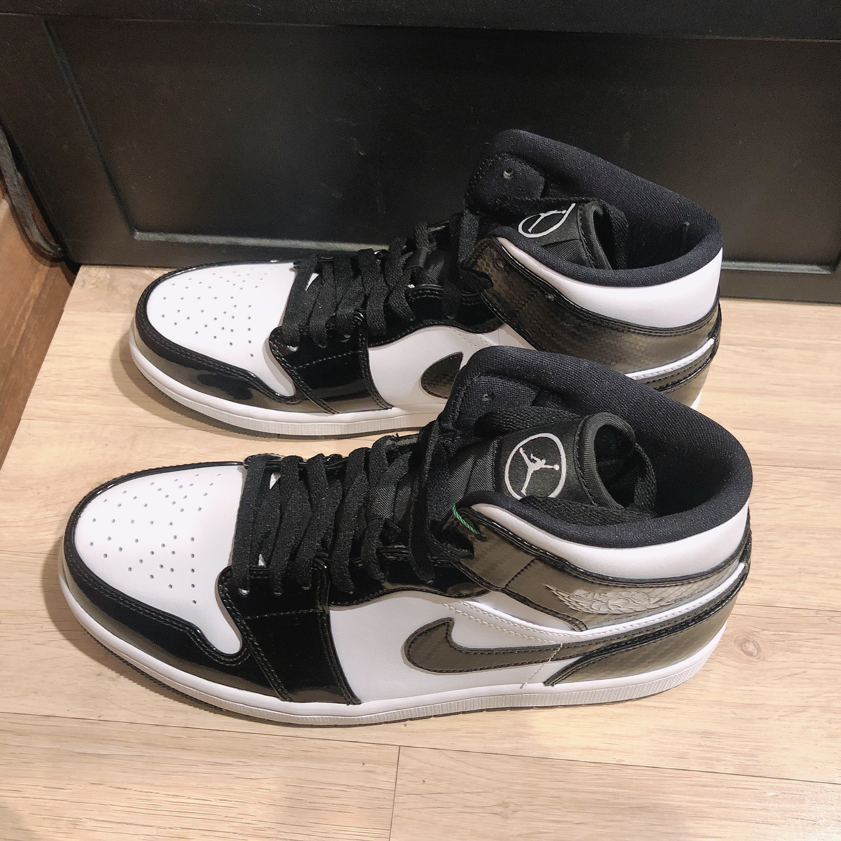Jordan 1 Mid SE ASW Black 착용 스타일 - 4