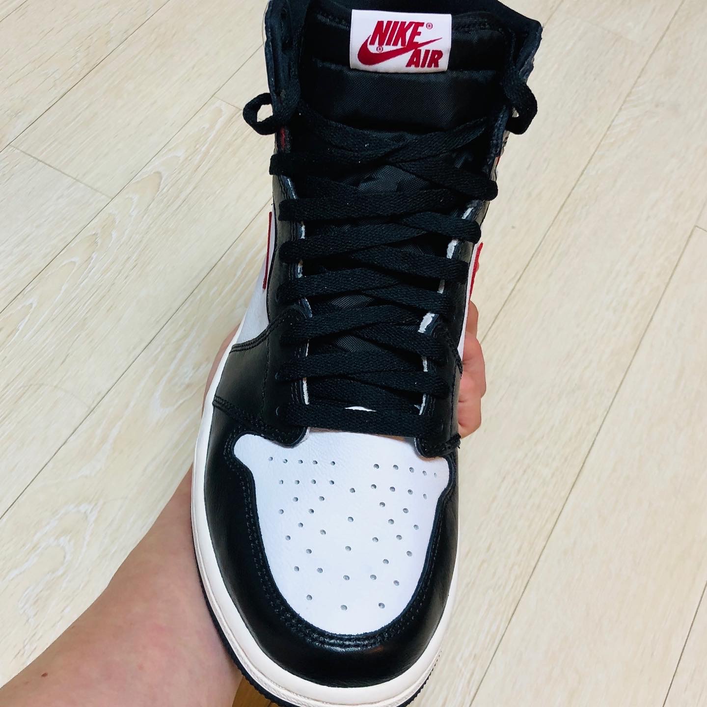 Jordan 1 Retro High OG Gym Red 착용 스타일 - 4