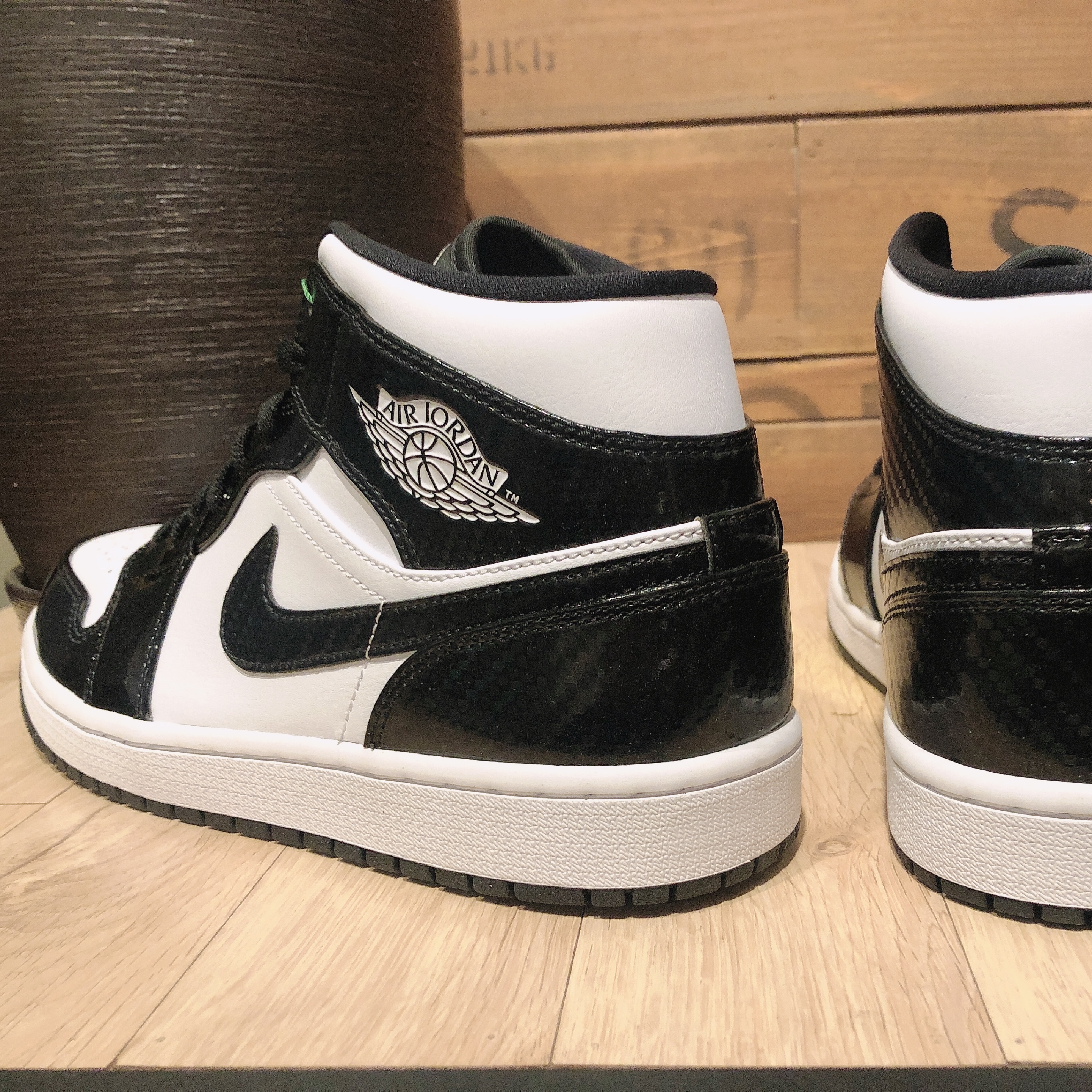 Jordan 1 Mid SE ASW Black 착용 스타일 - 3