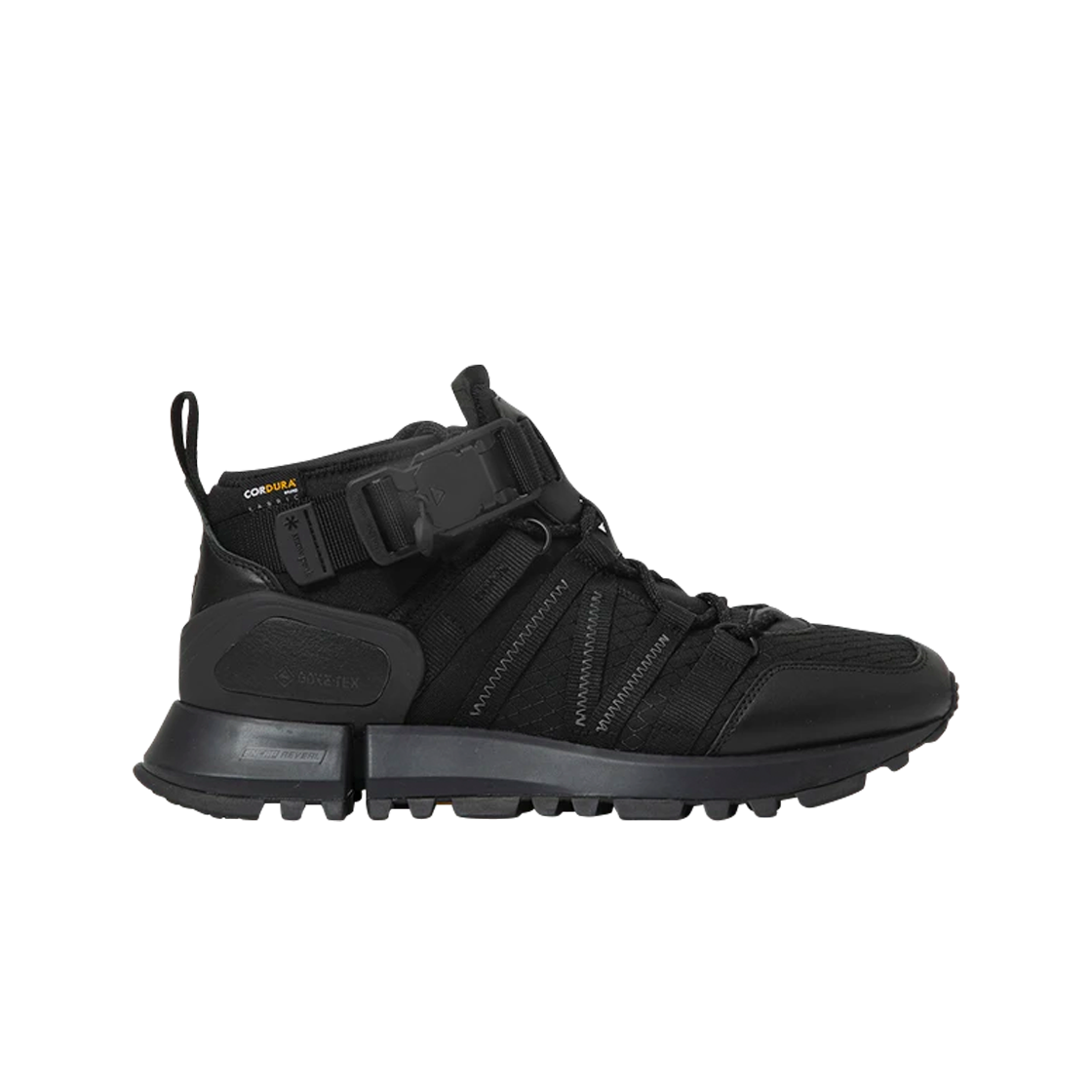 뉴발란스 x 스노우 피크 R_C4 미드 트리플 블랙(New Balance x Snow Peak R_C4 Mid Triple Black)