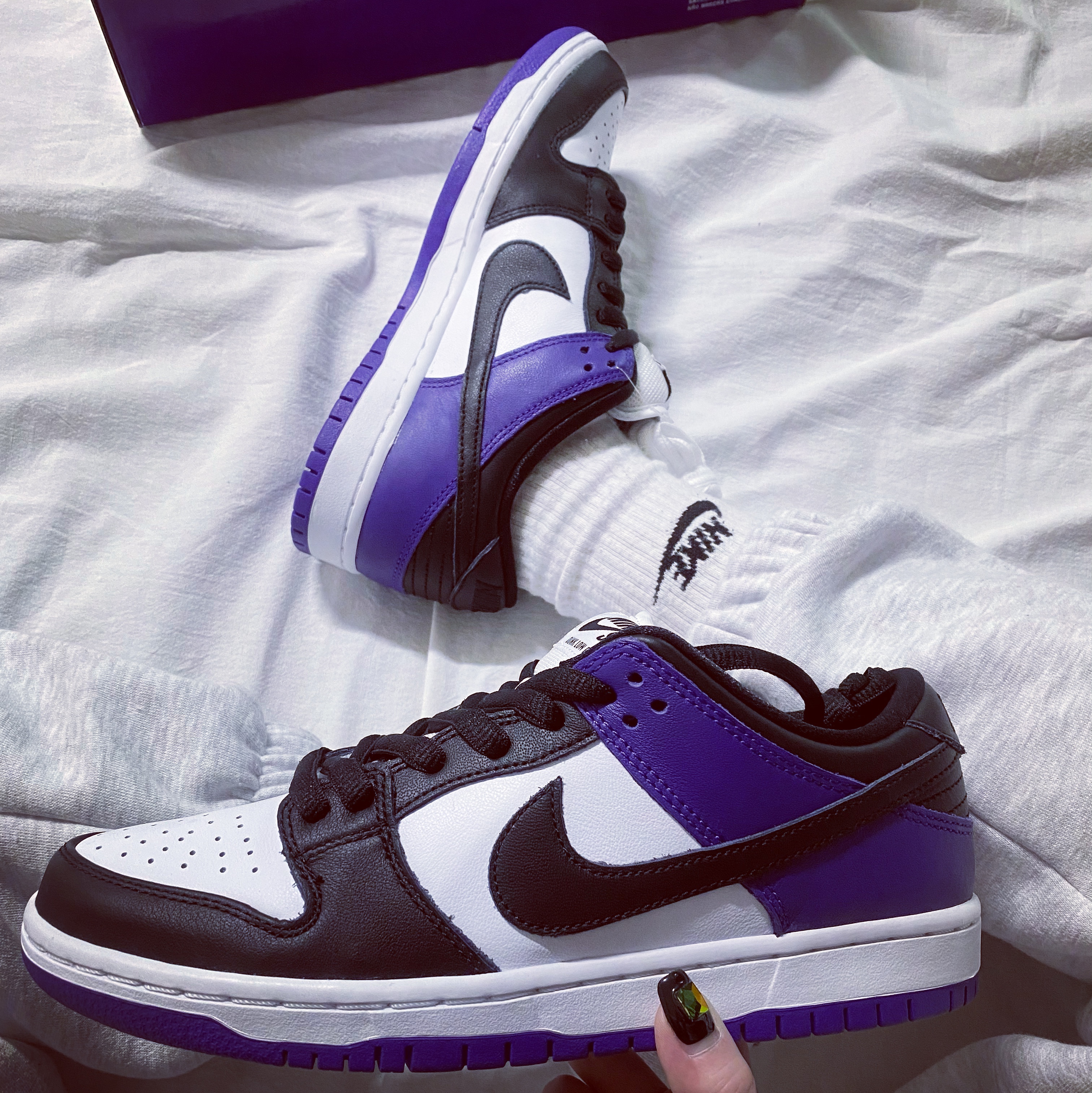 Nike SB Dunk Low Pro Court Purple 착용 스타일 - 5