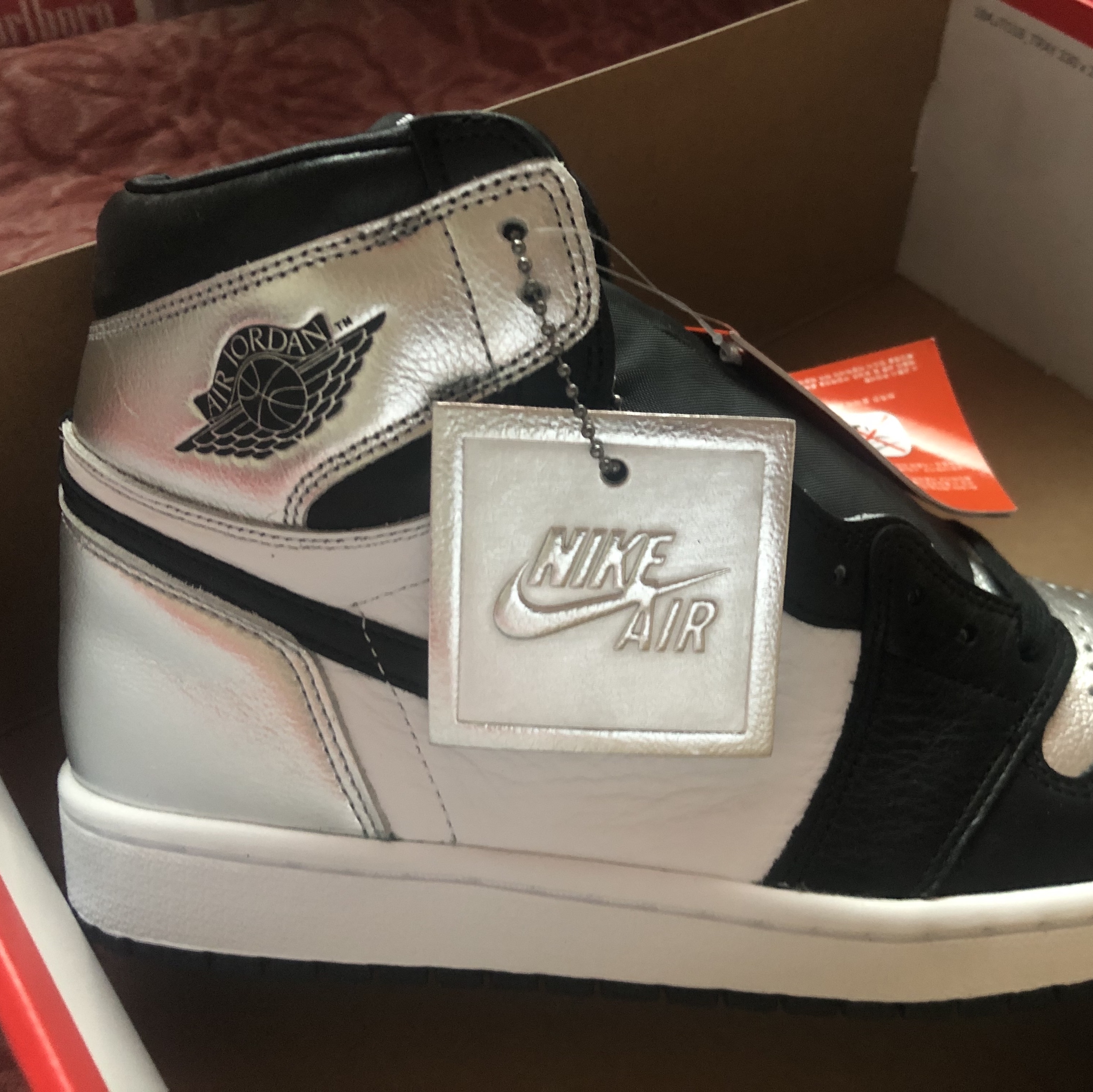 (W) Jordan 1 Retro High OG Silver Toe 착용 스타일