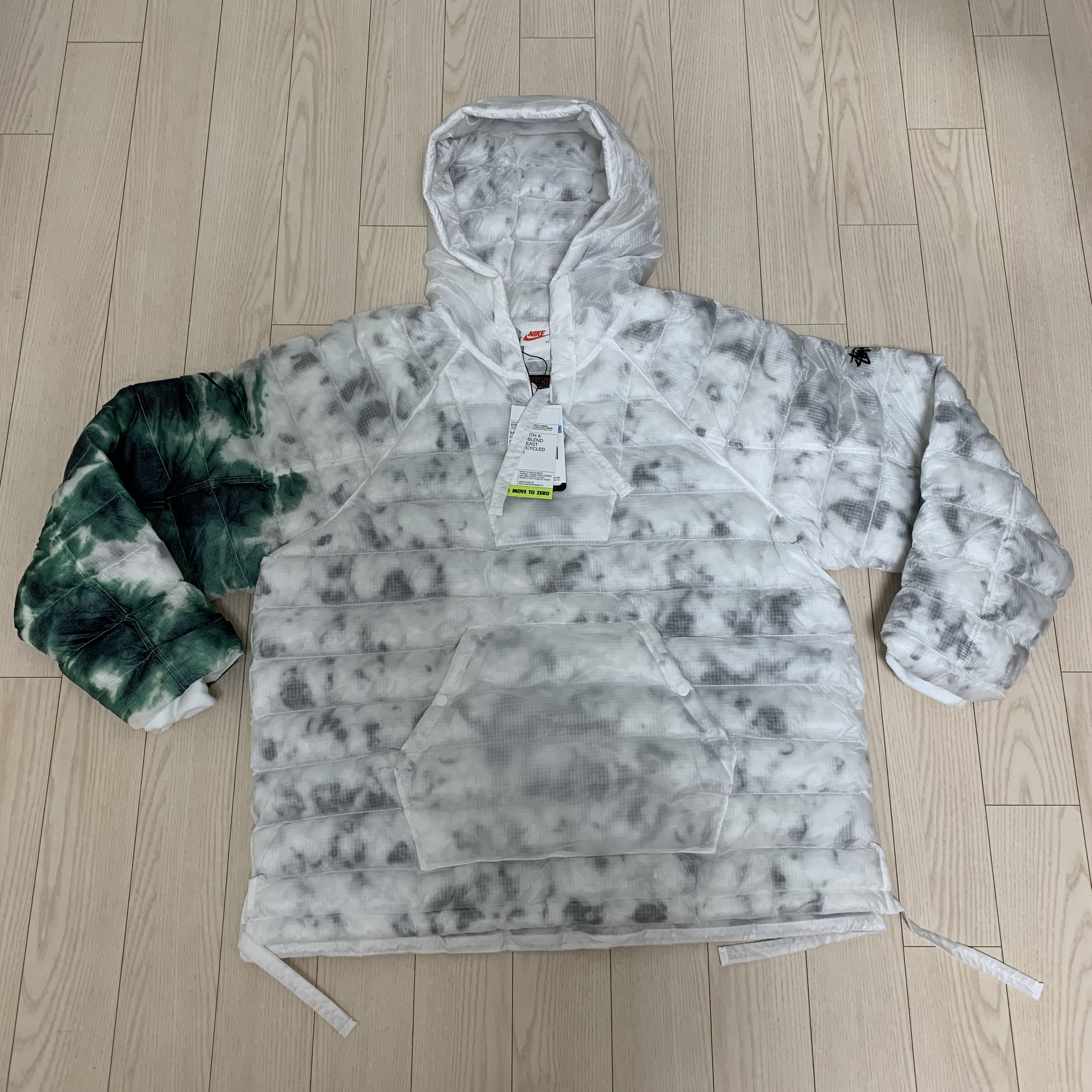 Nike x Stussy Insultd Jacket White Gorge Green - US/EU 착용 스타일 - 1