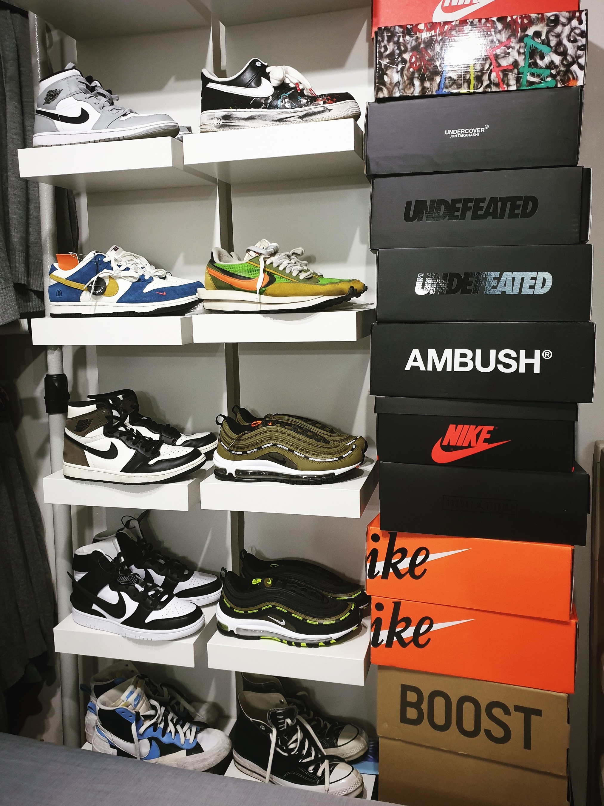 Jordan 1 Mid Light Smoke Grey, Nike x Peaceminusone Air Force 1 Low Para-Noise 착용 스타일