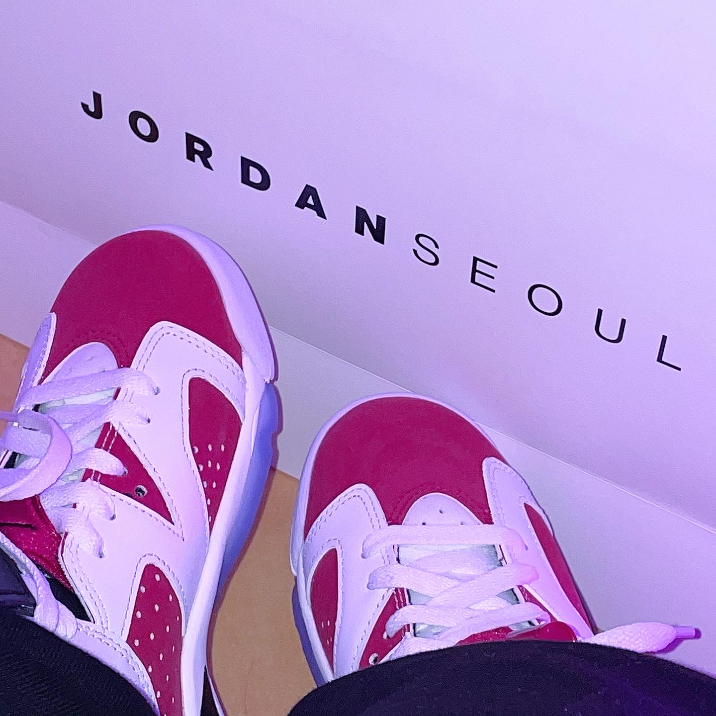 (GS) Jordan 6 Retro Carmine 2021 착용 스타일 - 2