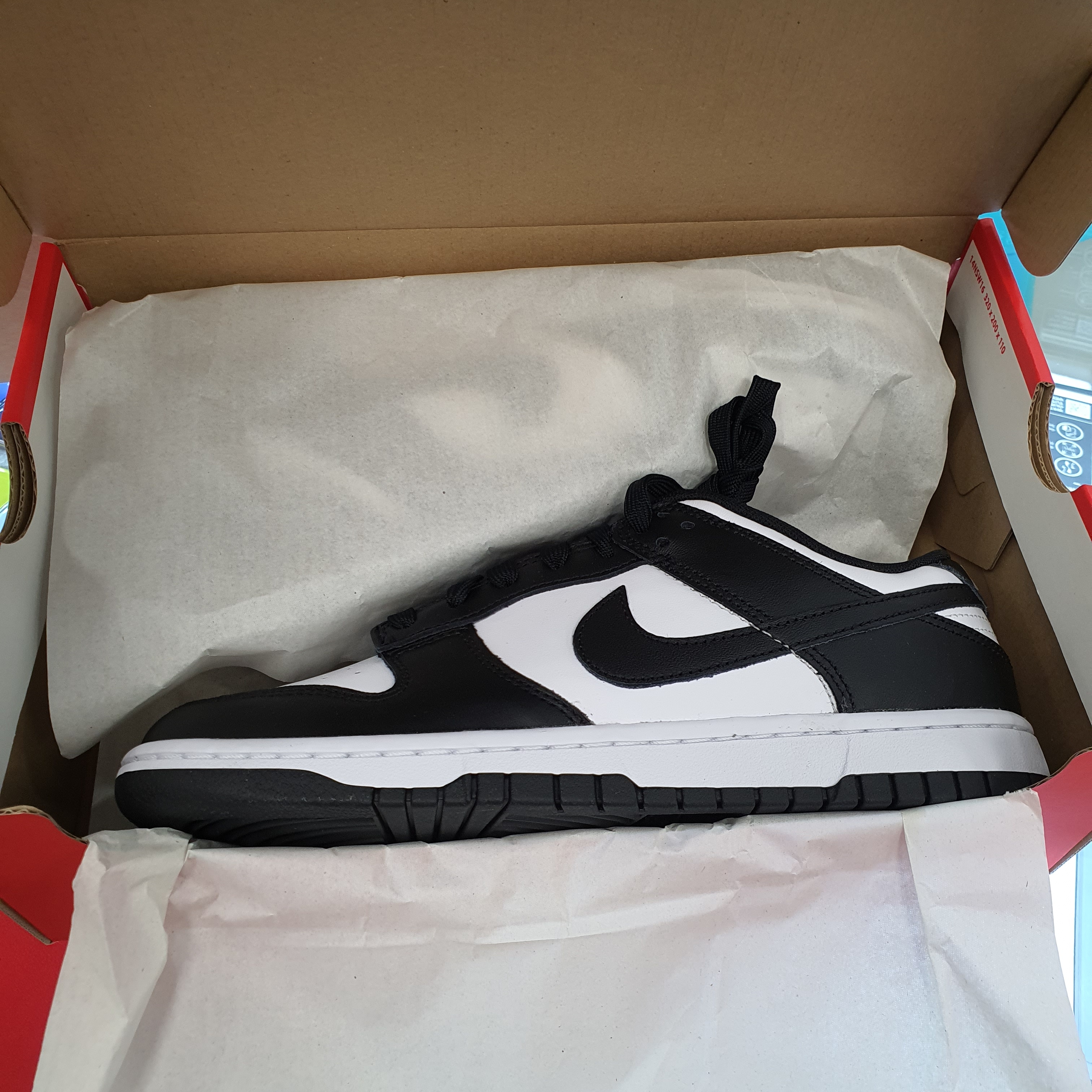Nike Dunk Low Retro Black 착용 스타일