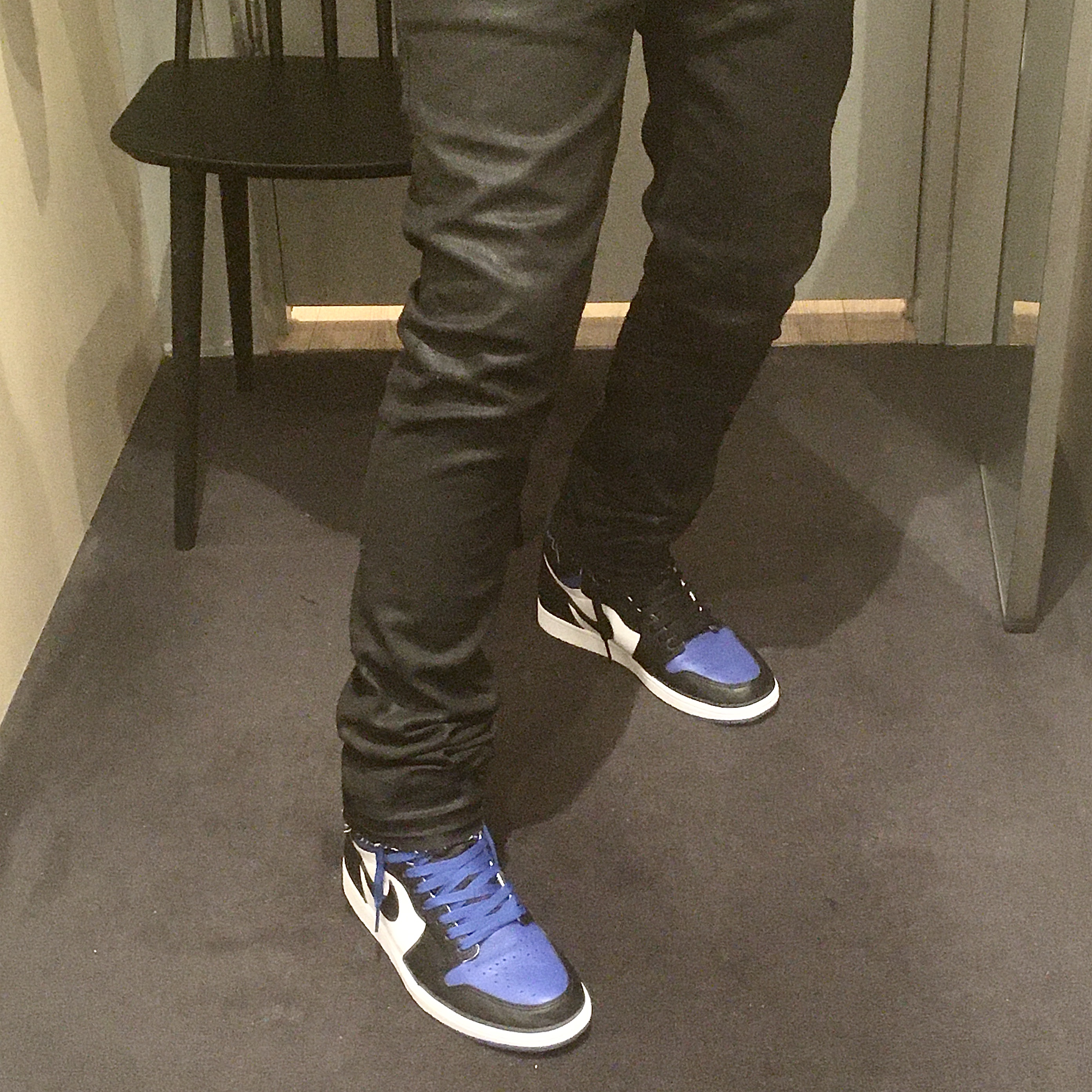 Jordan 1 Retro High OG Royal Toe 착용 스타일