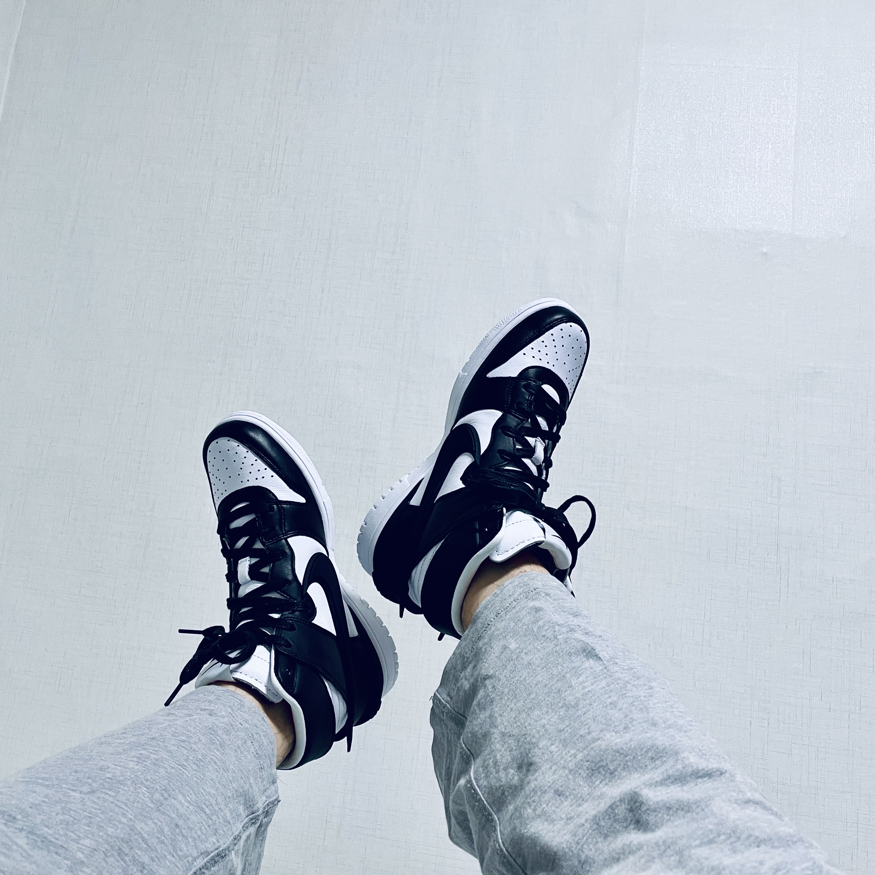 Nike x Ambush Dunk High Black 착용 스타일 - 2