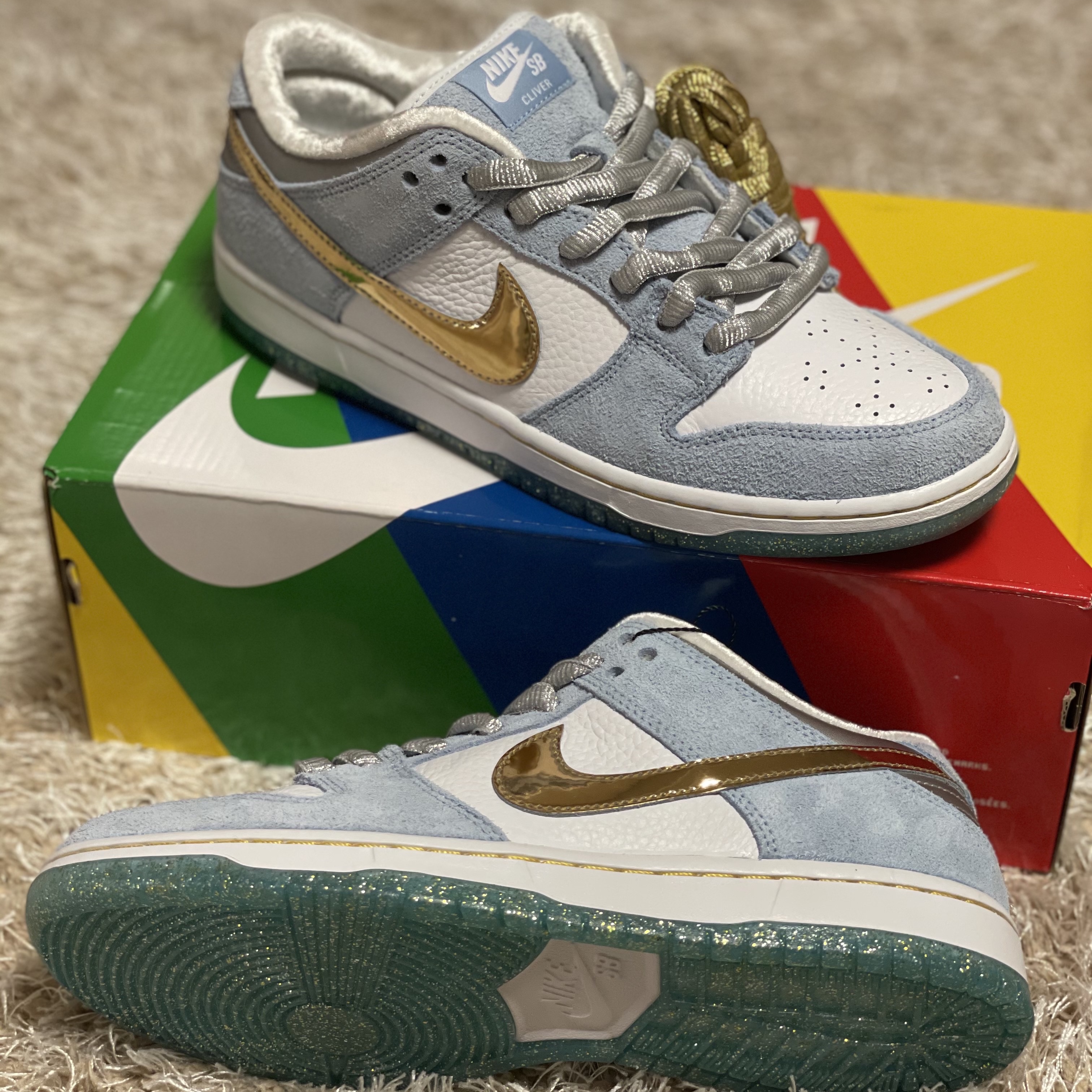 Nike x Sean Cliver SB Dunk Low Holiday Special 착용 스타일
