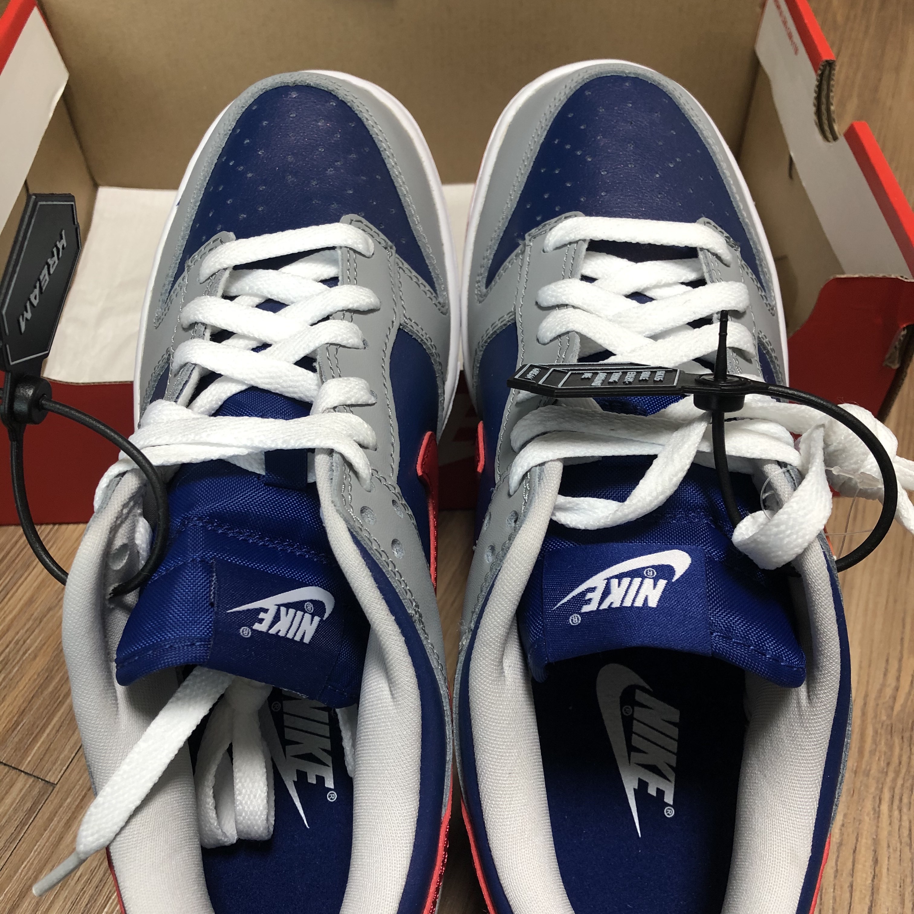 Nike Dunk Low SP Samba 2020 착용 스타일 - 3