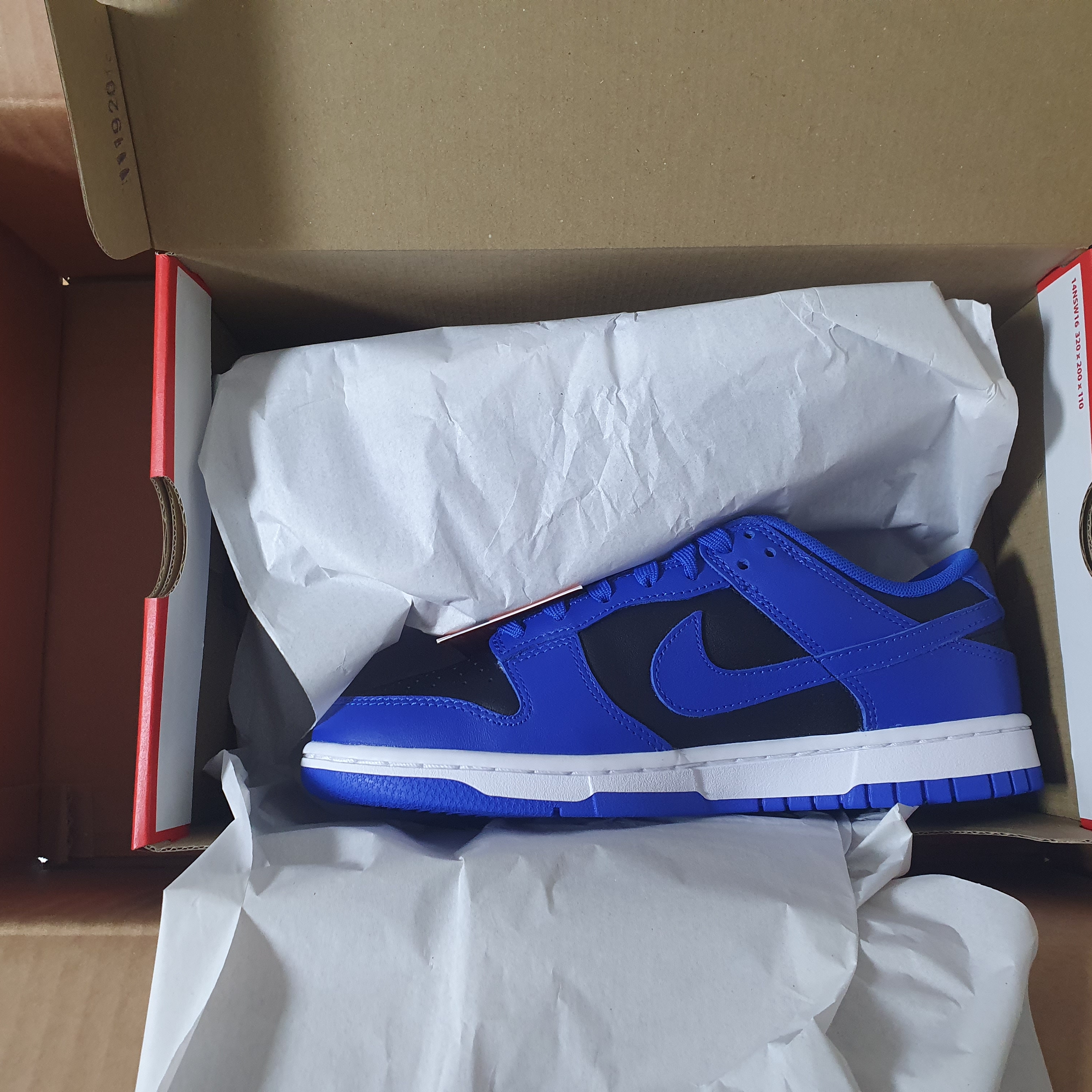 Nike Dunk Low Retro Hyper Cobalt 착용 스타일