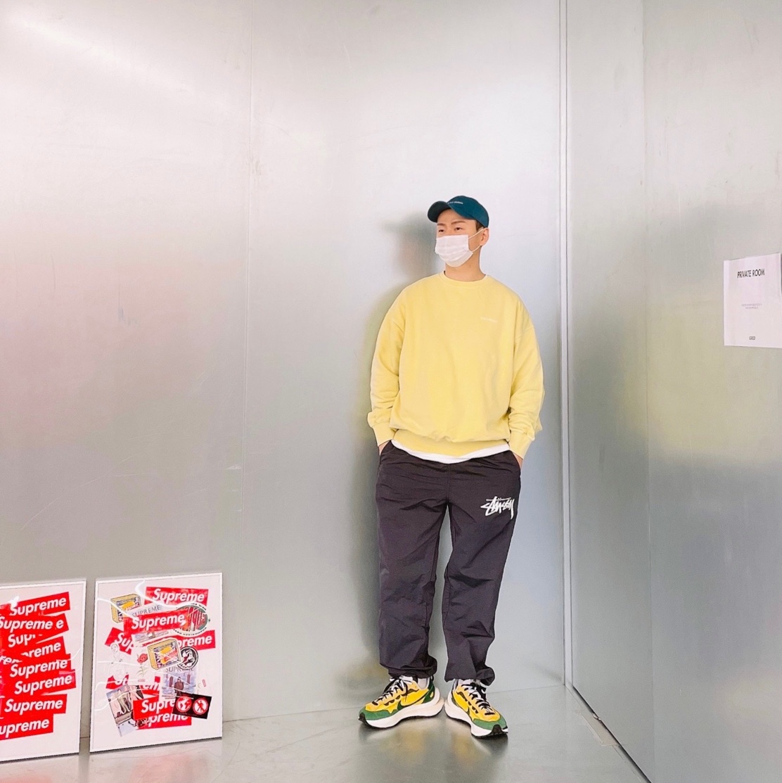 Nike x Sacai VaporWaffle Tour Yellow & Gorge Green Sail, Nike x Stussy Beach Pants Off Noir 착용 스타일