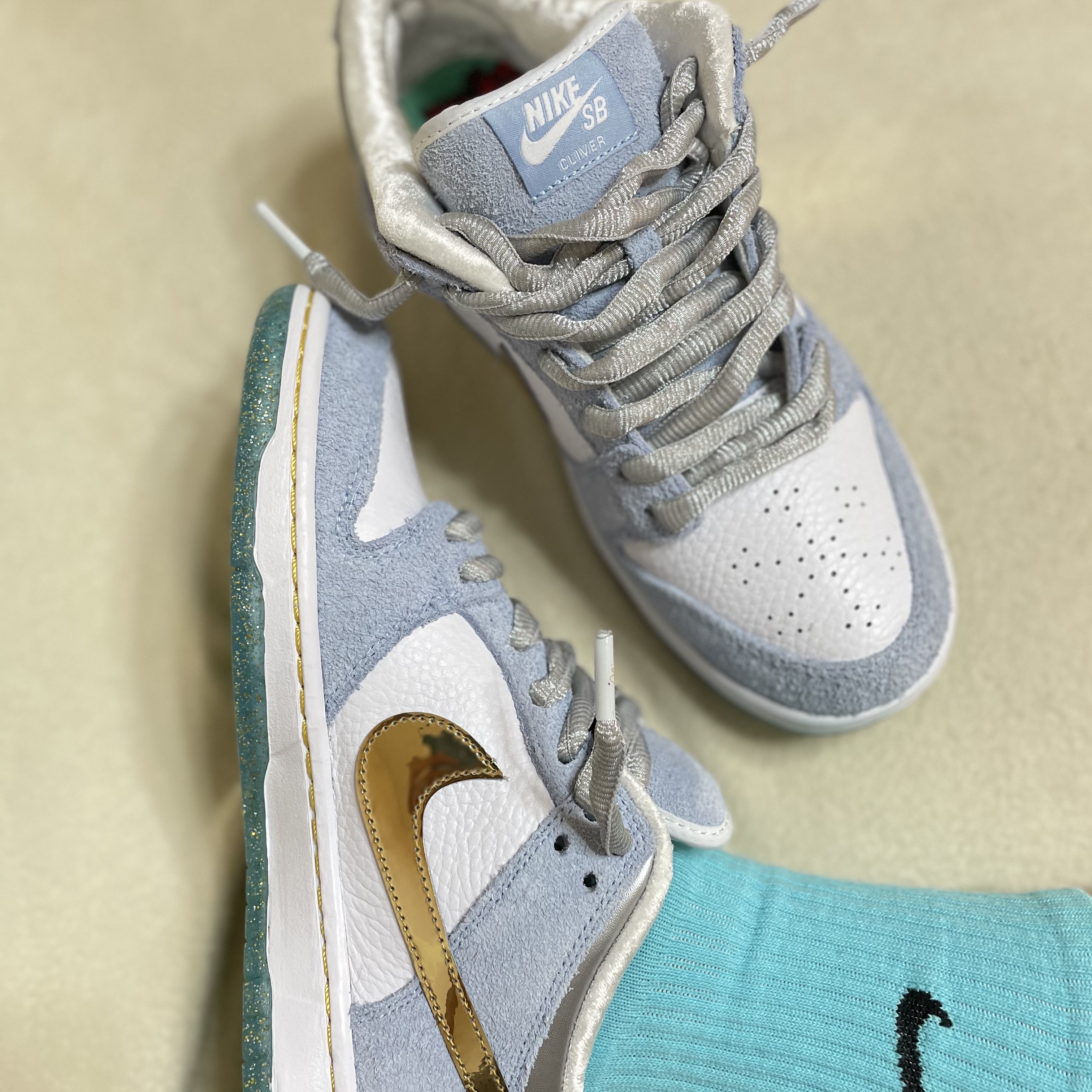 Nike x Sean Cliver SB Dunk Low Holiday Special, Nike x StrangeLove SB Dunk Low Pink (Regular Box) 착용 스타일 - 2