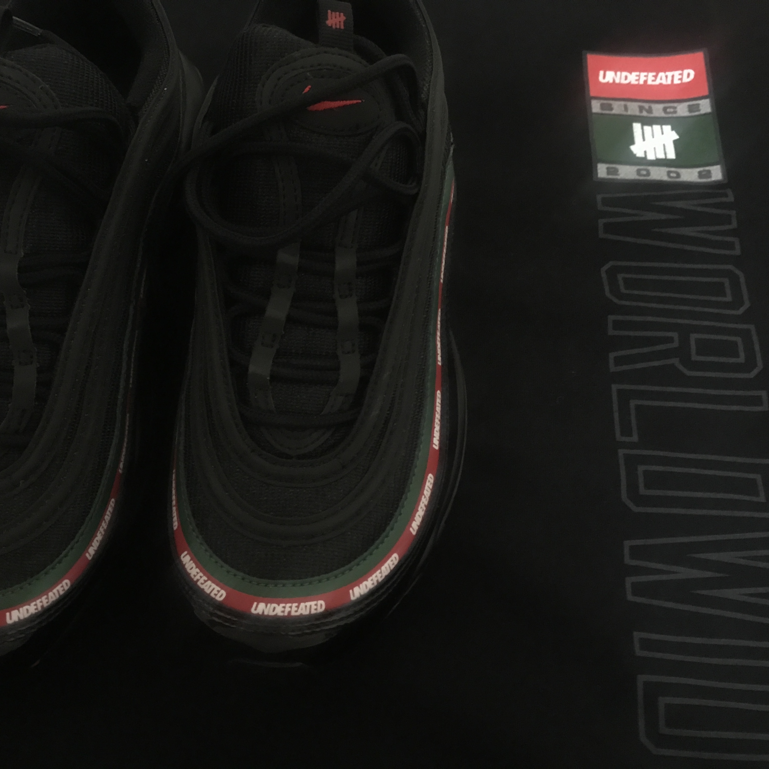 Nike x Undefeated Air Max 97 Black 착용 스타일