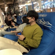 KREAM 프로필 이미지