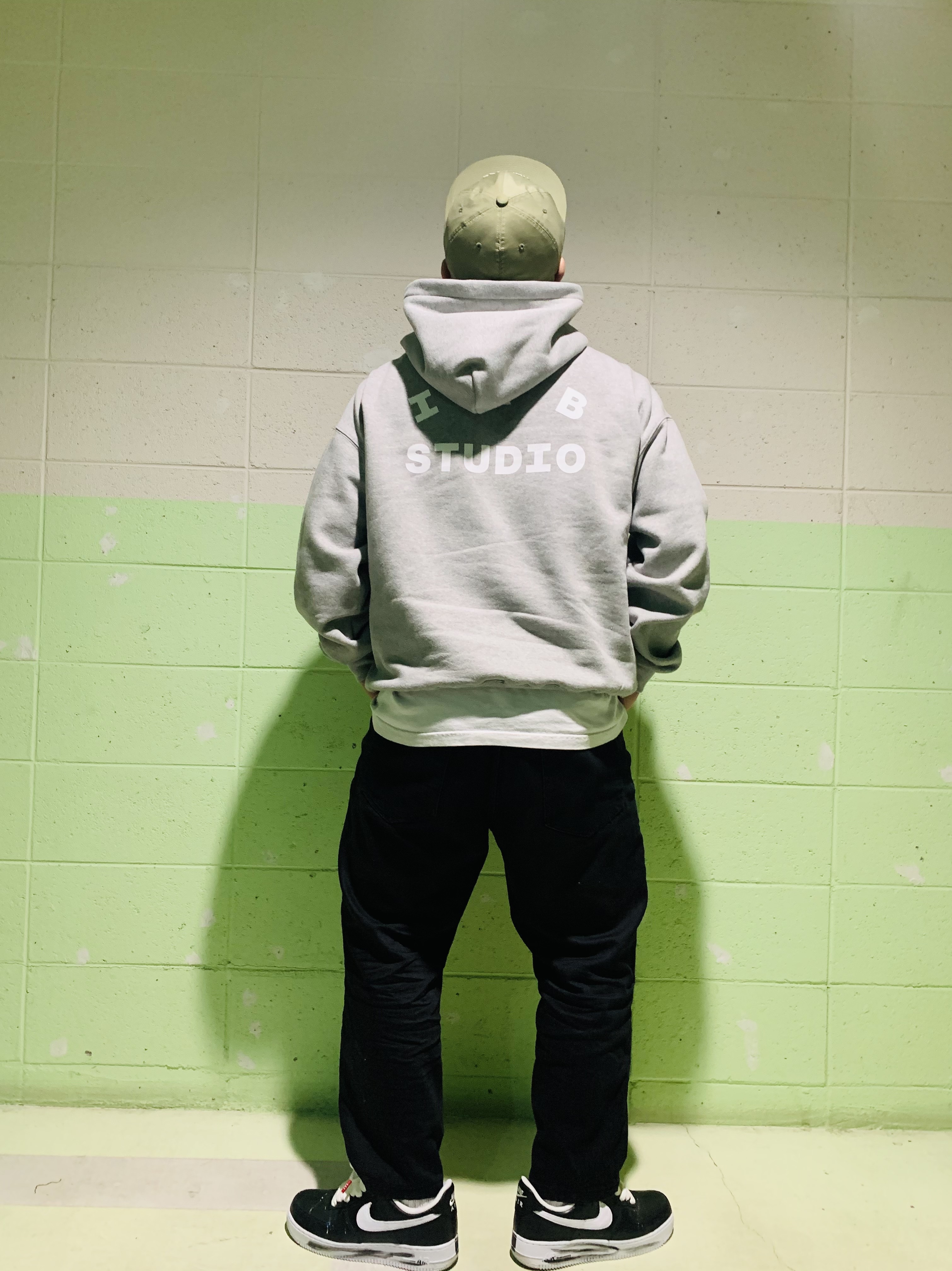 IAB Studio Hoodie Gray - 21SS, Nike x Peaceminusone Air Force 1 Low Para-Noise 착용 스타일