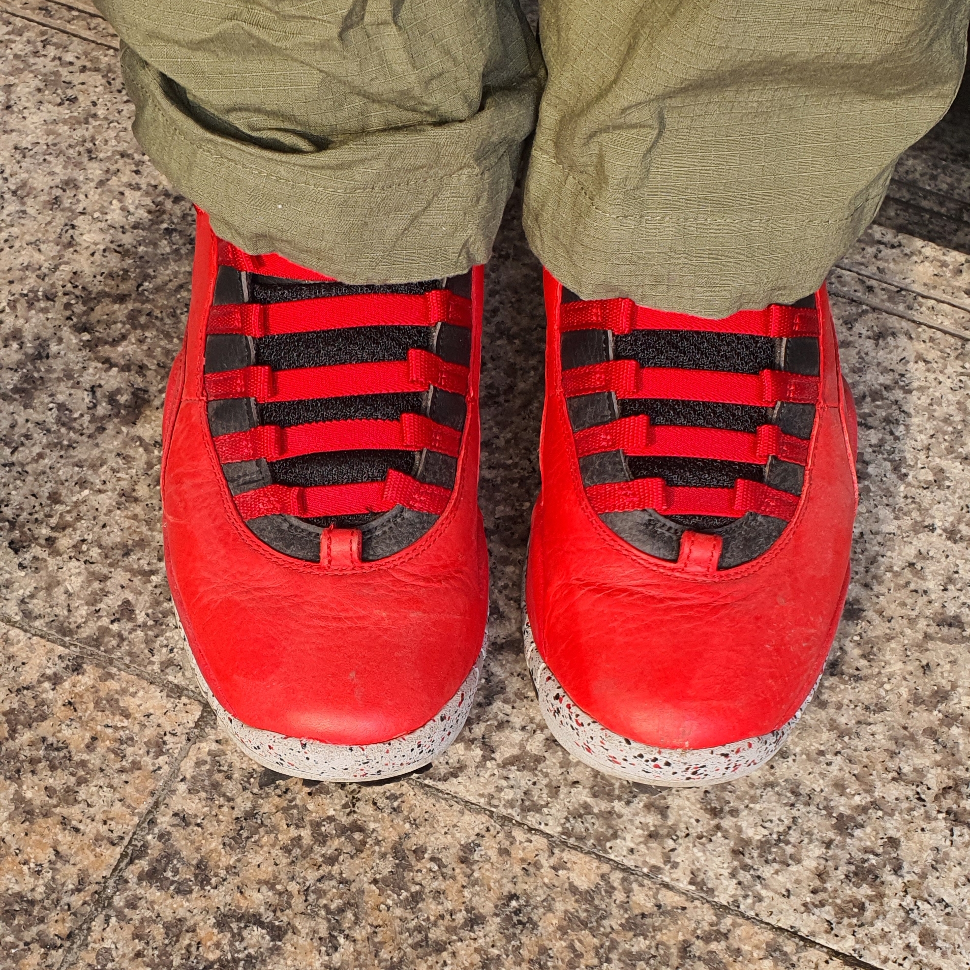 Jordan 10 Retro Bulls Over Broadway 착용 스타일