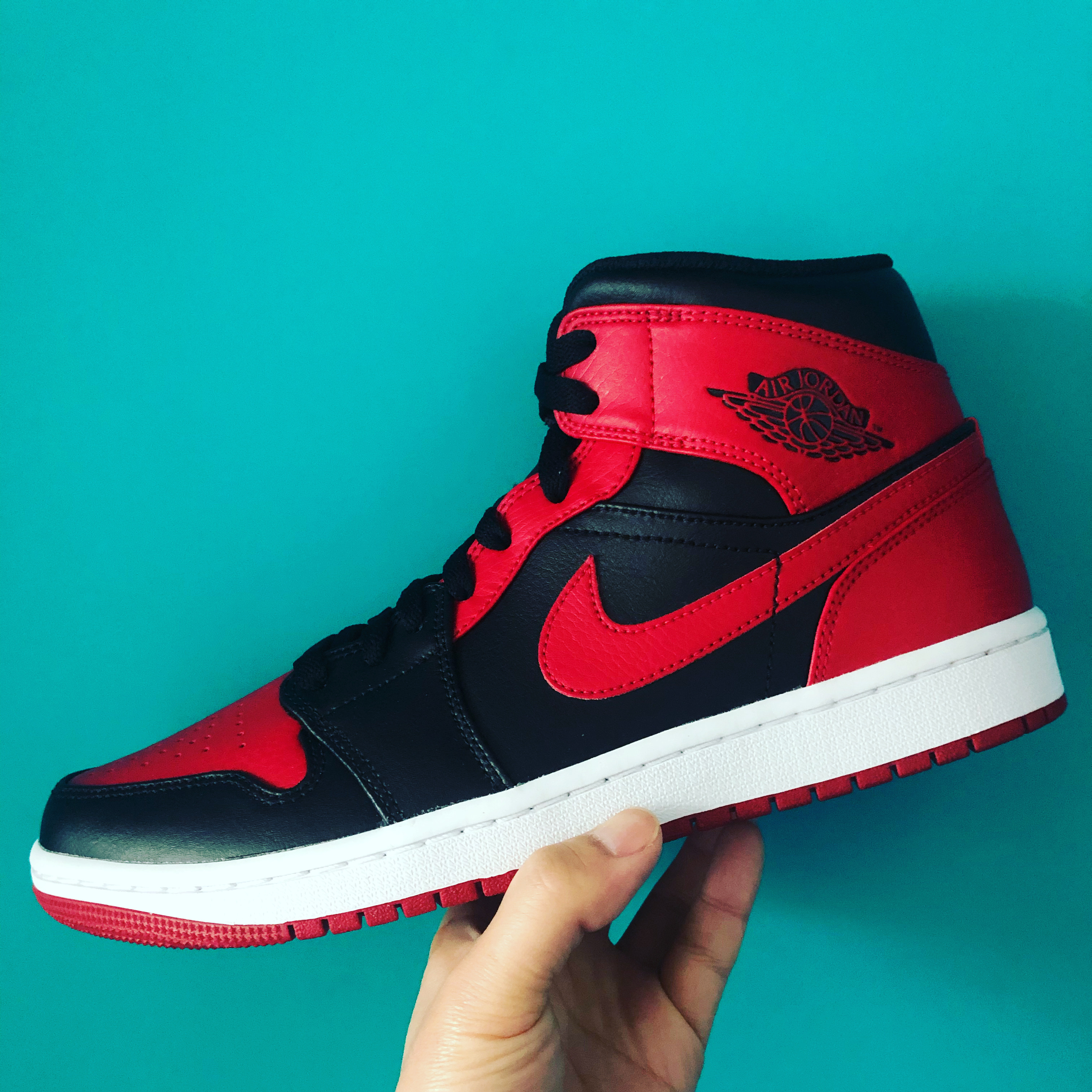 Jordan 1 Mid Bred Banned 2020 착용 스타일