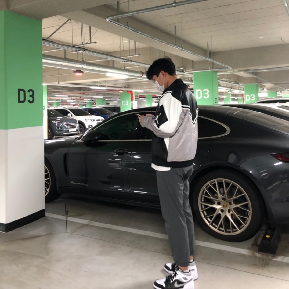 KREAM 프로필 이미지