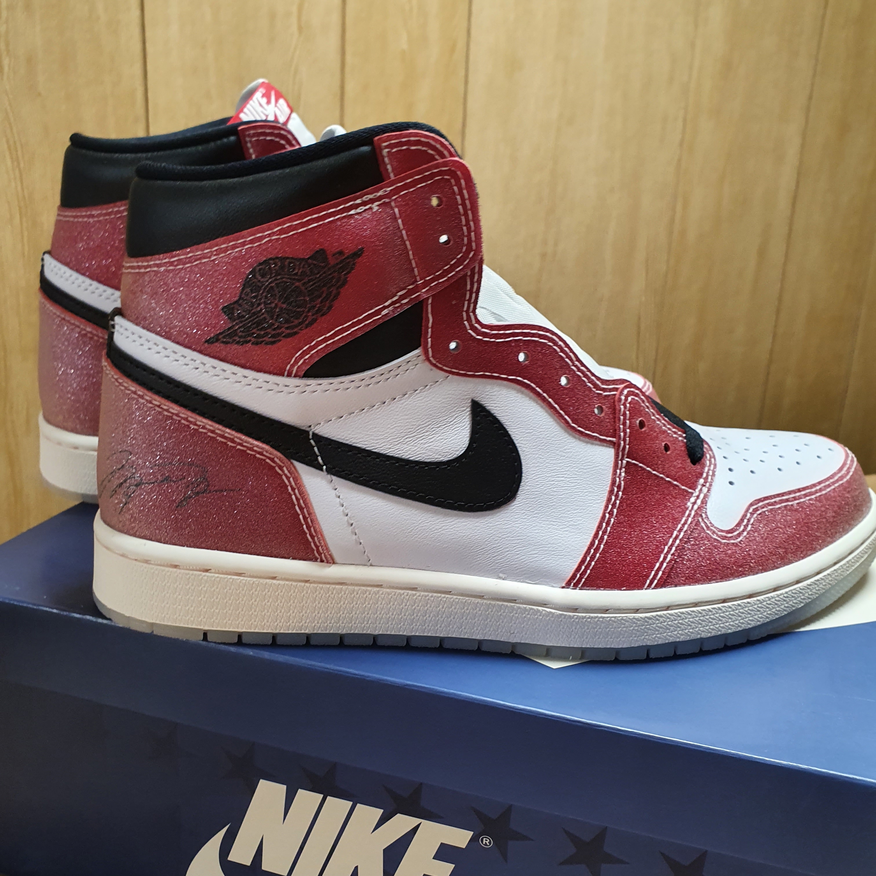 Jordan 1 x Trophy Room Retro High OG SP Chicago 착용 스타일