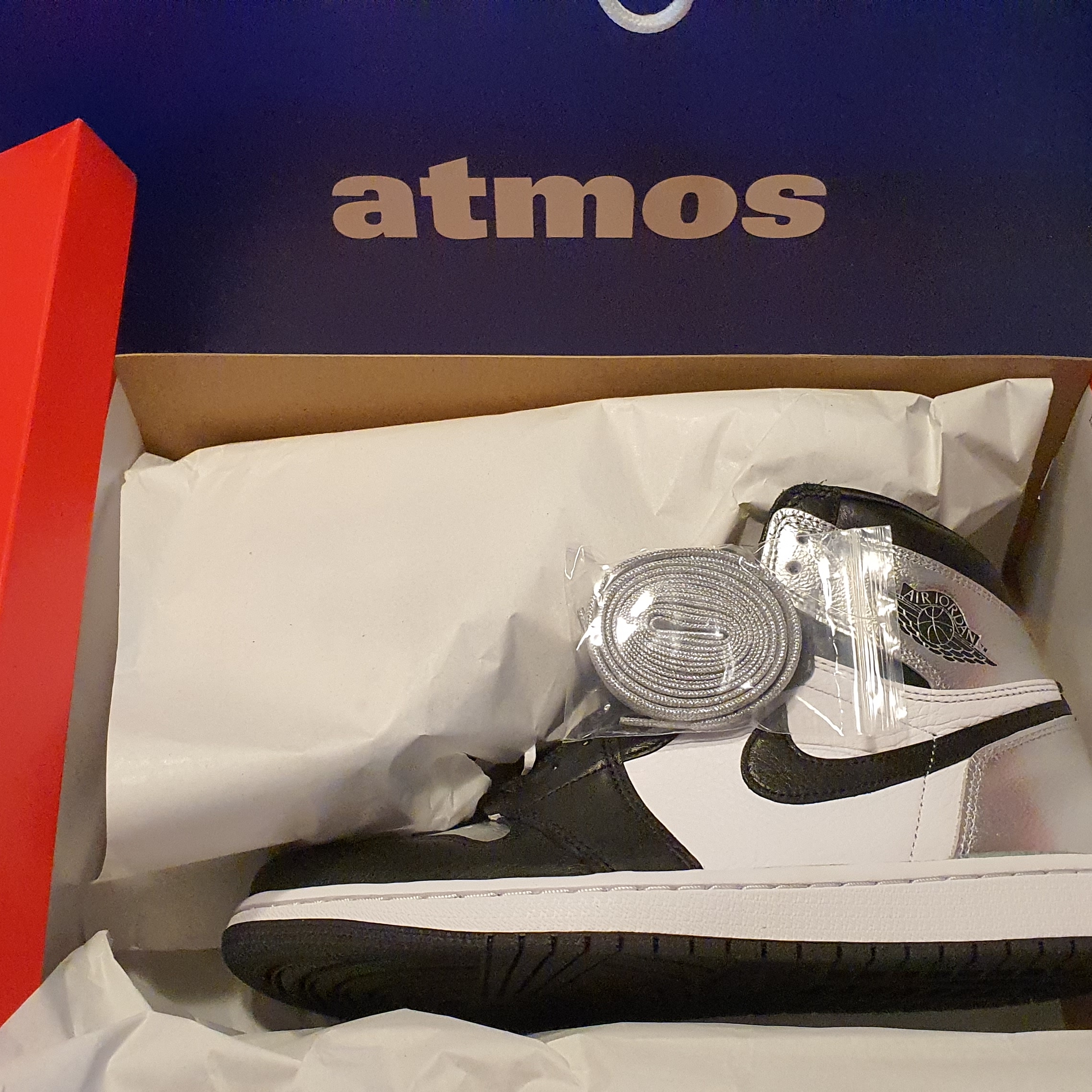 (W) Jordan 1 Retro High OG Silver Toe 착용 스타일 - 4