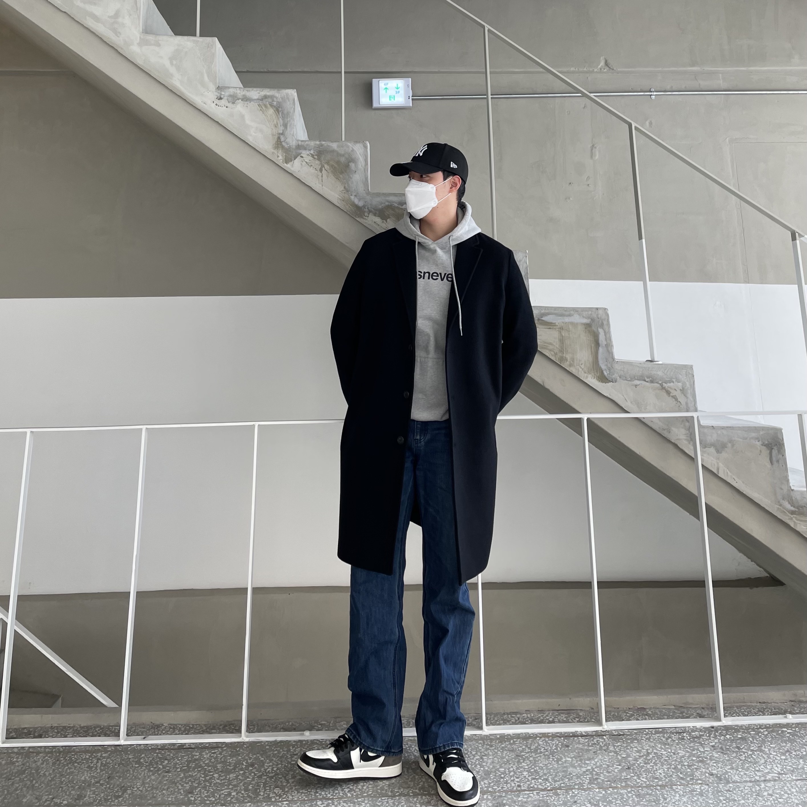 Jordan 1 Retro High OG Black Mocha 착용 스타일
