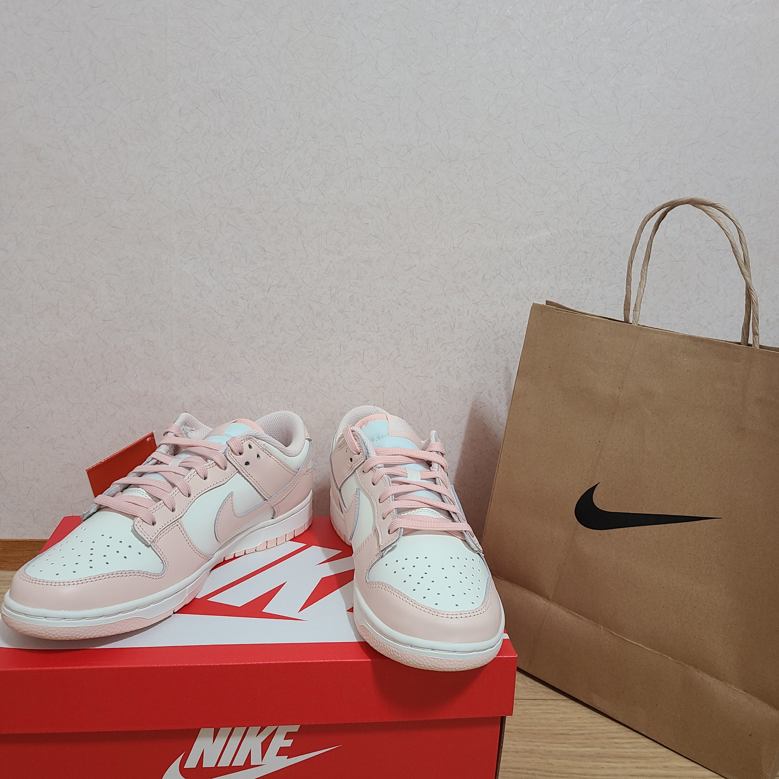 (W) Nike Dunk Low Orange Pearl 착용 스타일
