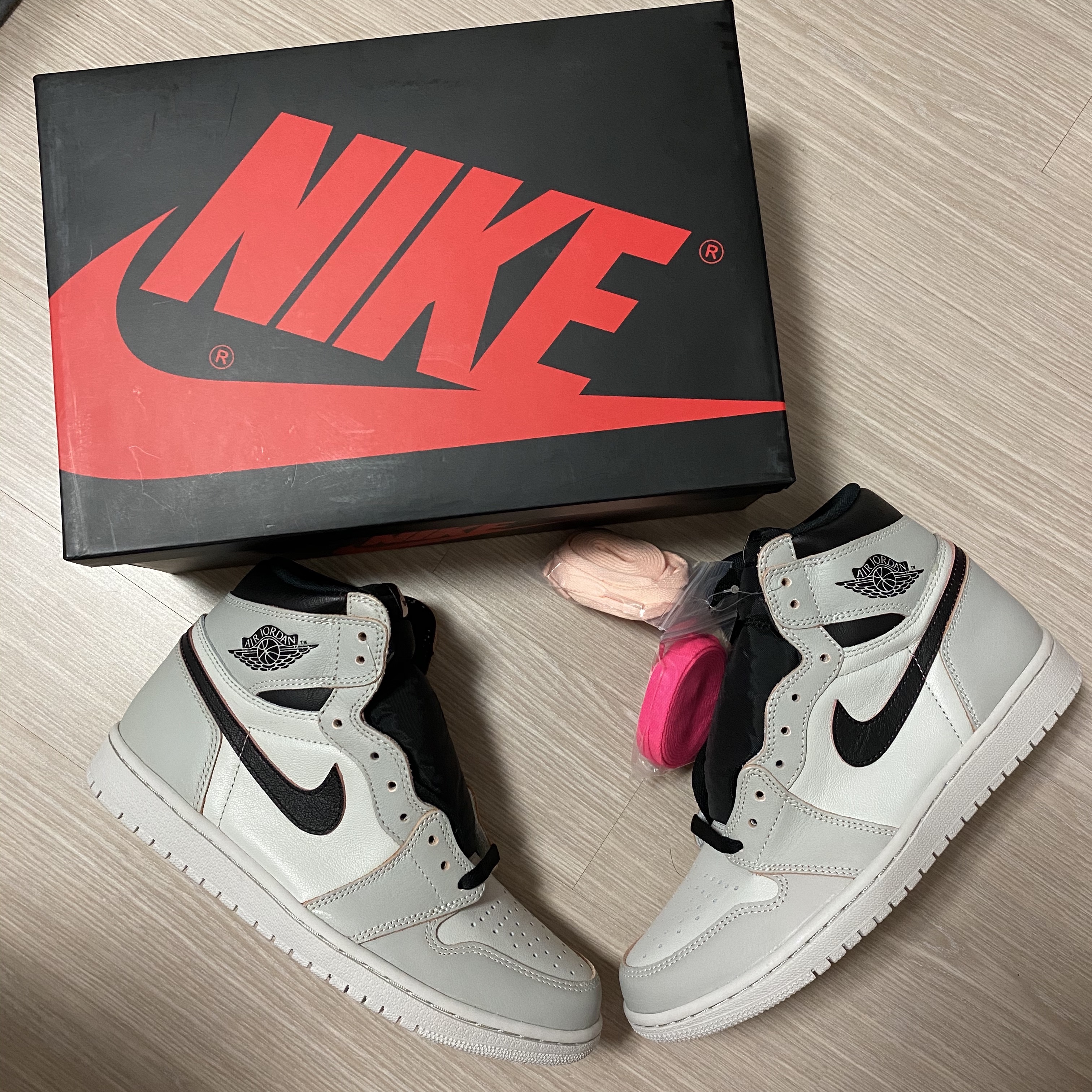Jordan 1 Retro High OG Defiant SB NYC to Paris 착용 스타일