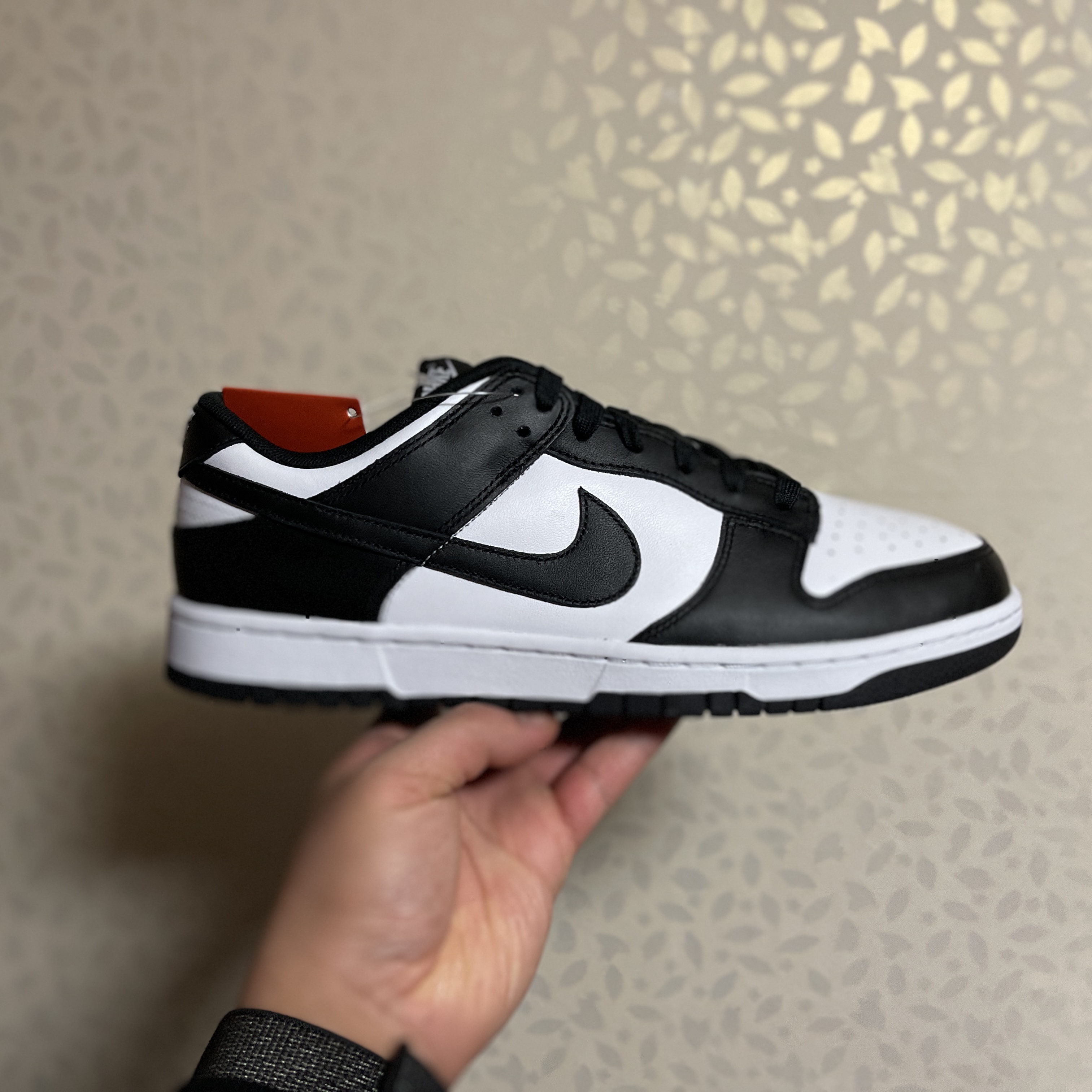 Nike Dunk Low Retro Black 착용 스타일 - 4