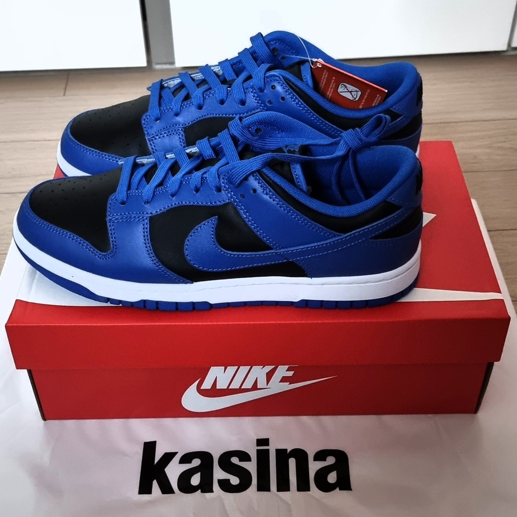 Nike Dunk Low Retro Hyper Cobalt 착용 스타일
