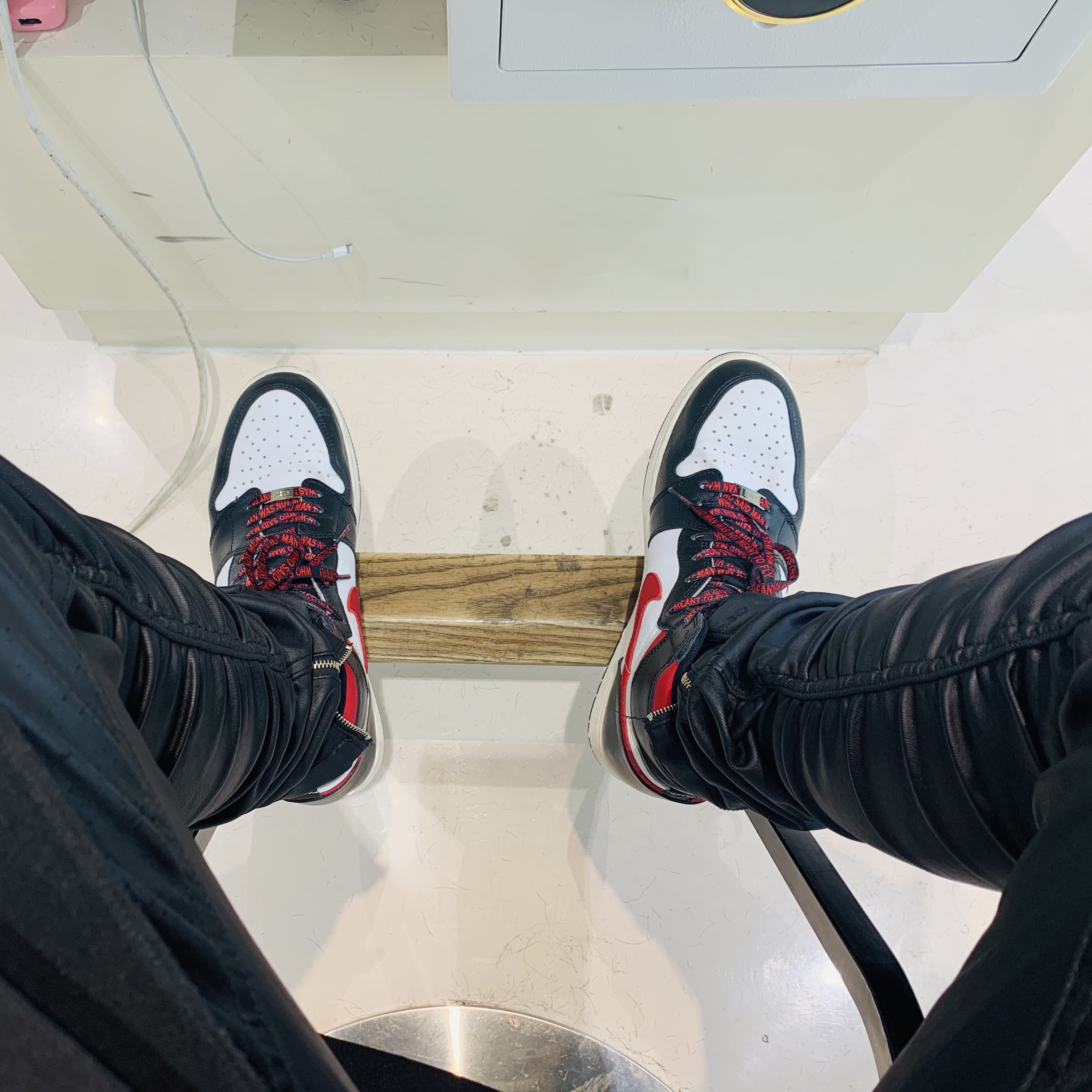 Jordan 1 Retro High OG Gym Red 착용 스타일