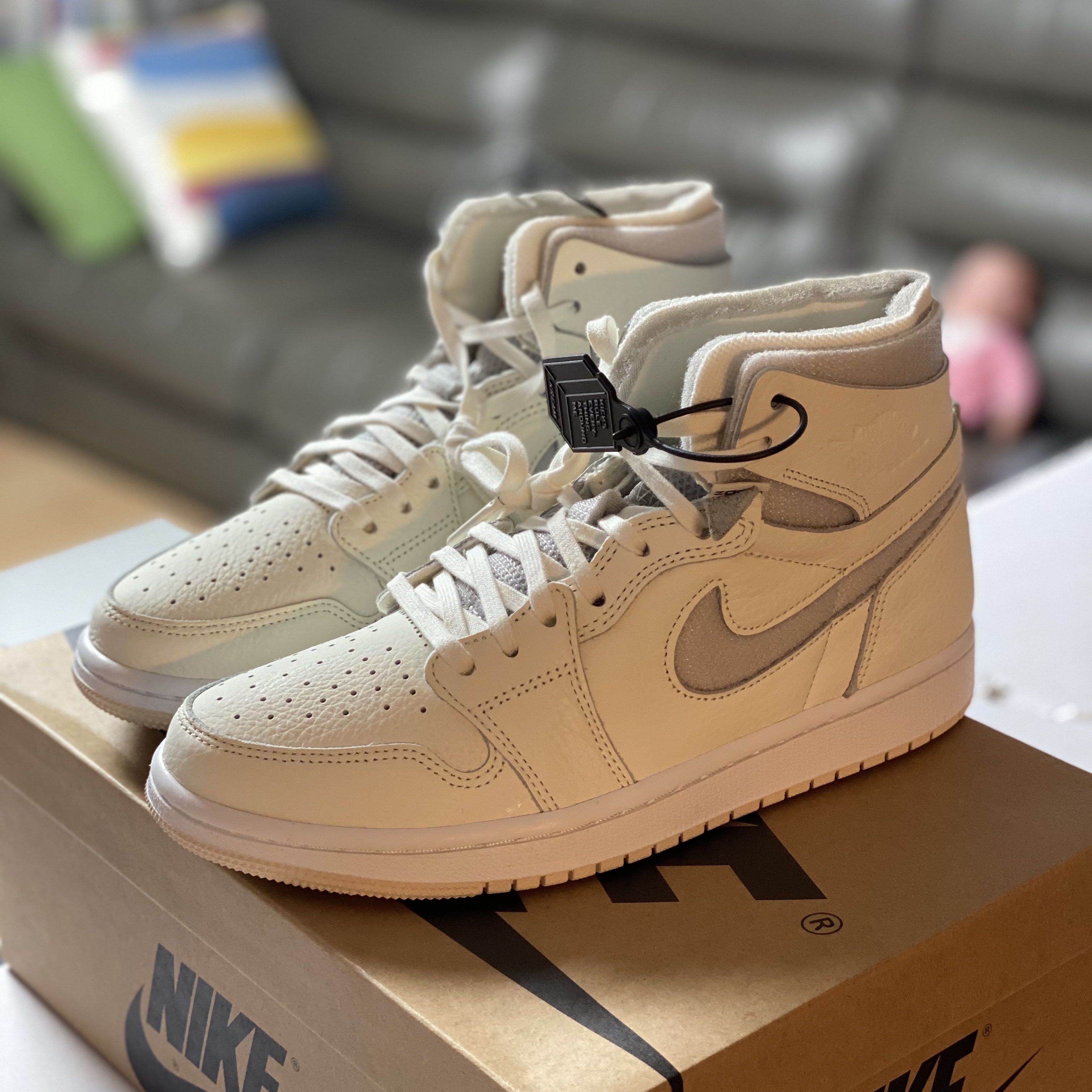 (W) Jordan 1 Zoom Air CMFT Sail 착용 스타일 - 3